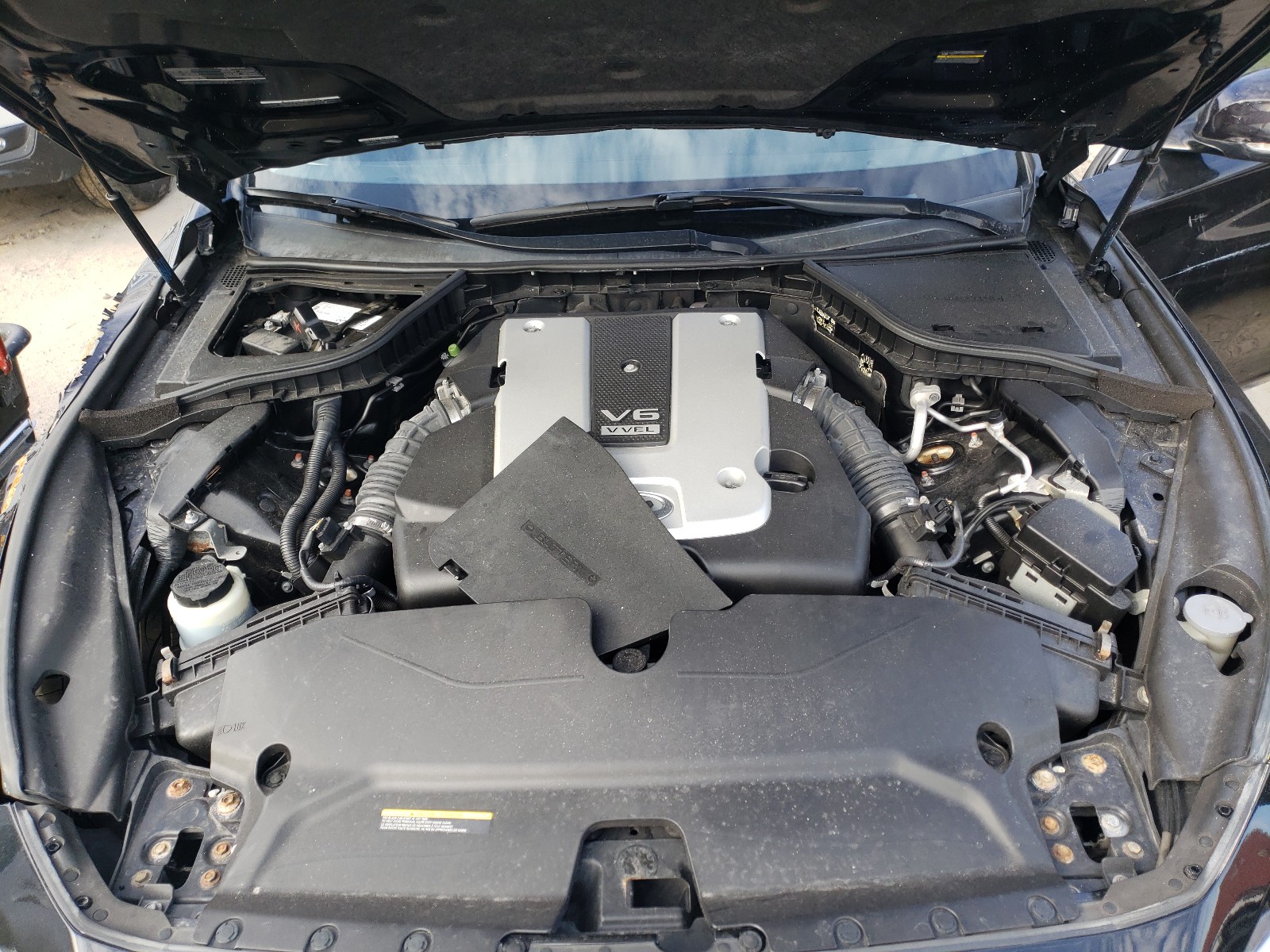 Photo 7 from auction – 2015 INFINITI Q50 BASE with VIN JN1BV7AR6FM393720