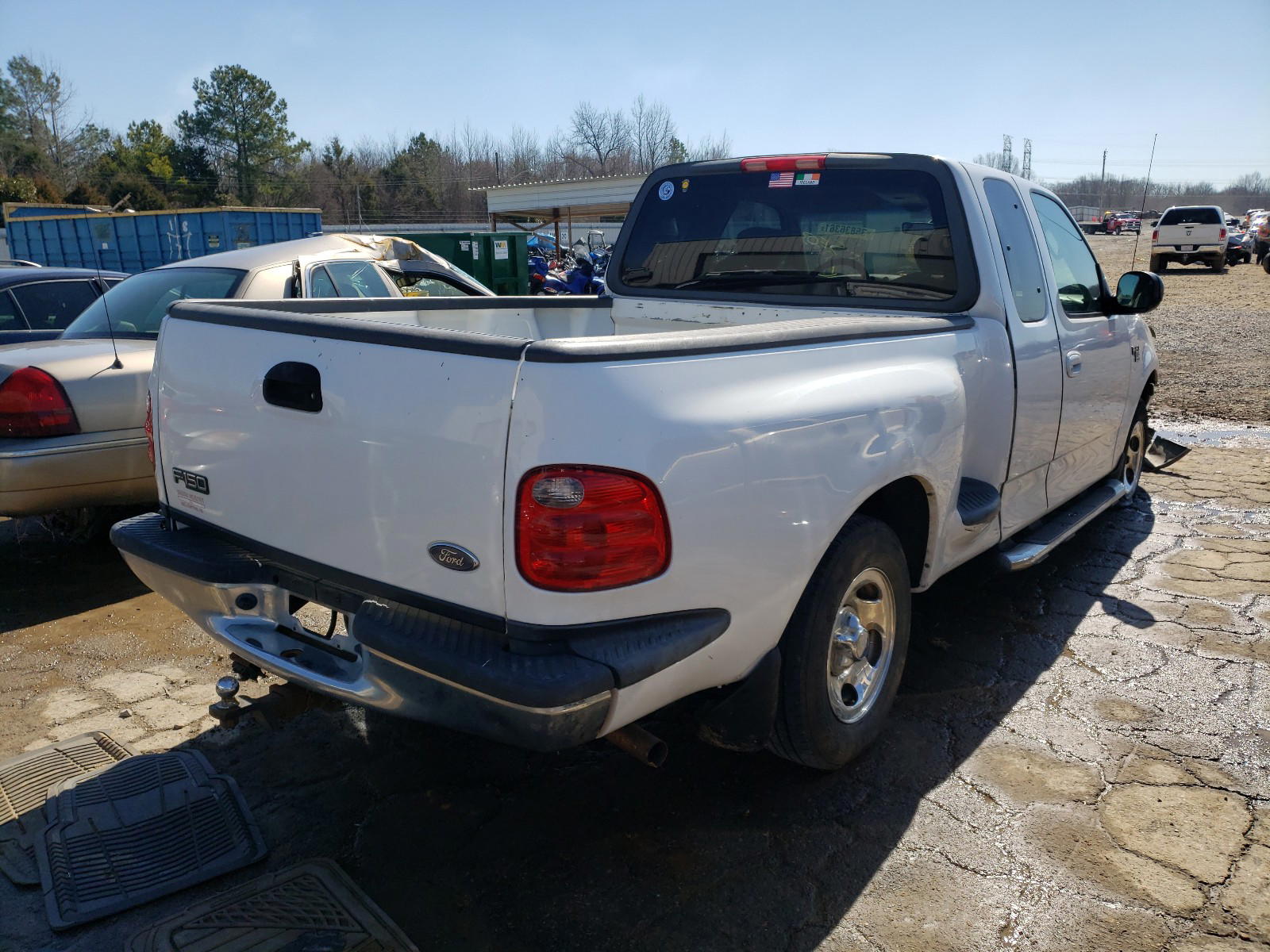Photo 4 from auction – 2003 FORD F150 with VIN 1FTRX07W53KC31613