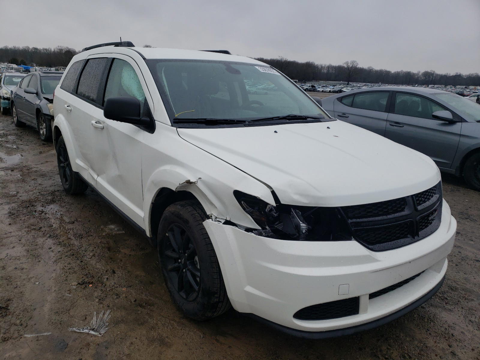 DODGE JOURNEY SE 2020 with VIN 3C4PDCAB0LT266193 - Photo from auction