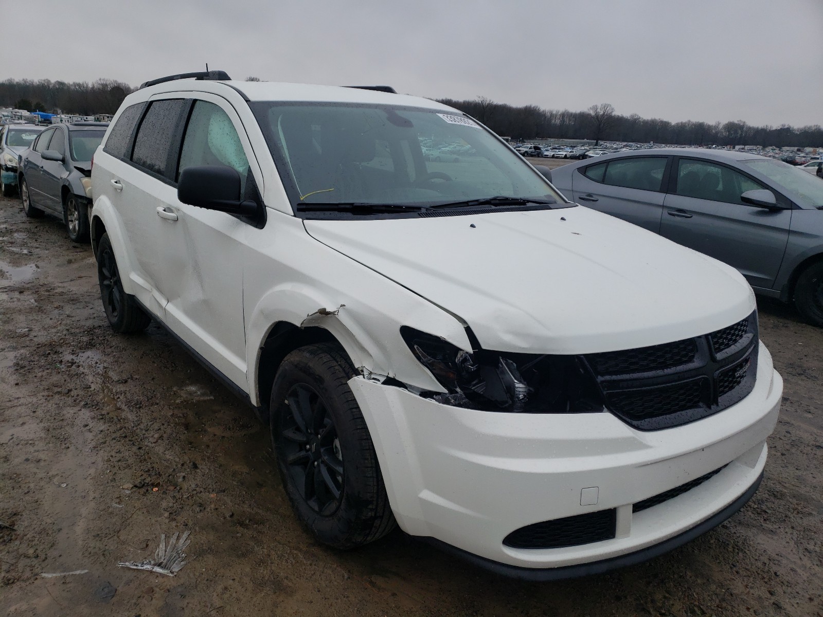 DODGE JOURNEY SE 2020 z numerem VIN 3C4PDCAB0LT266193 - Zdjęcie z aukcji