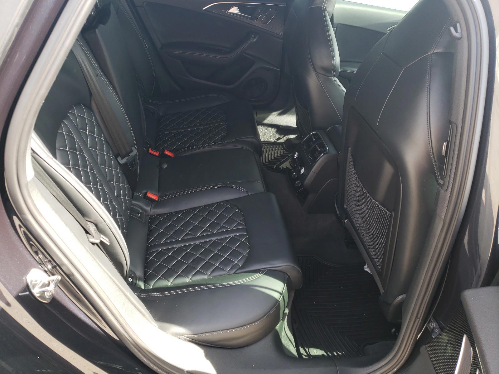 Photo 6 from auction – 2015 AUDI S6 with VIN WAUF2AFCXFN015190