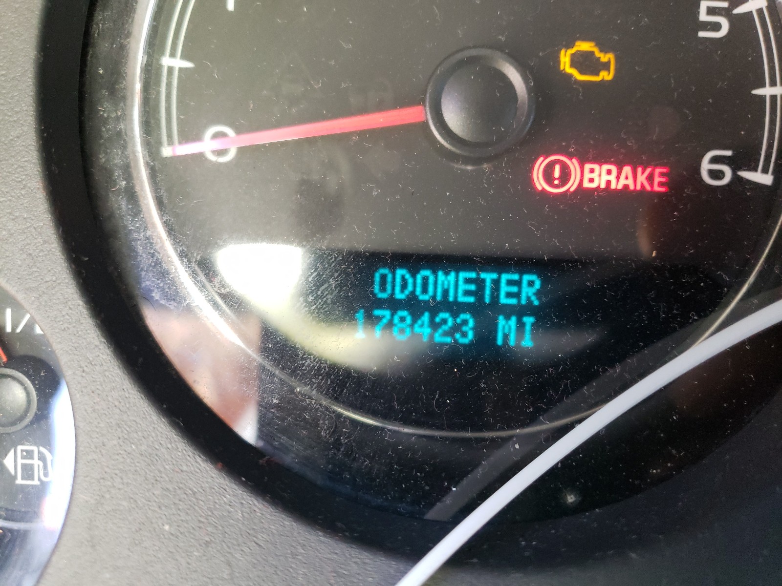Photo 8 from auction – 2007 CHEVROLET AVALANCHE with VIN 3GNEC12077G119967