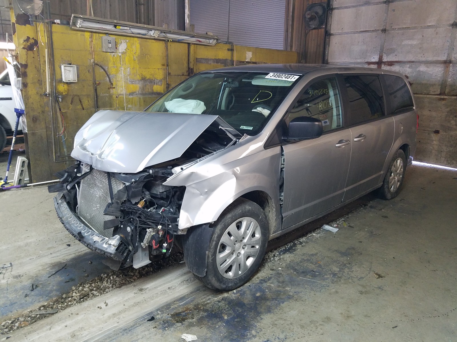 Photo 2 from auction – 2018 DODGE GRAND CARA with VIN 2C4RDGBG8JR250978