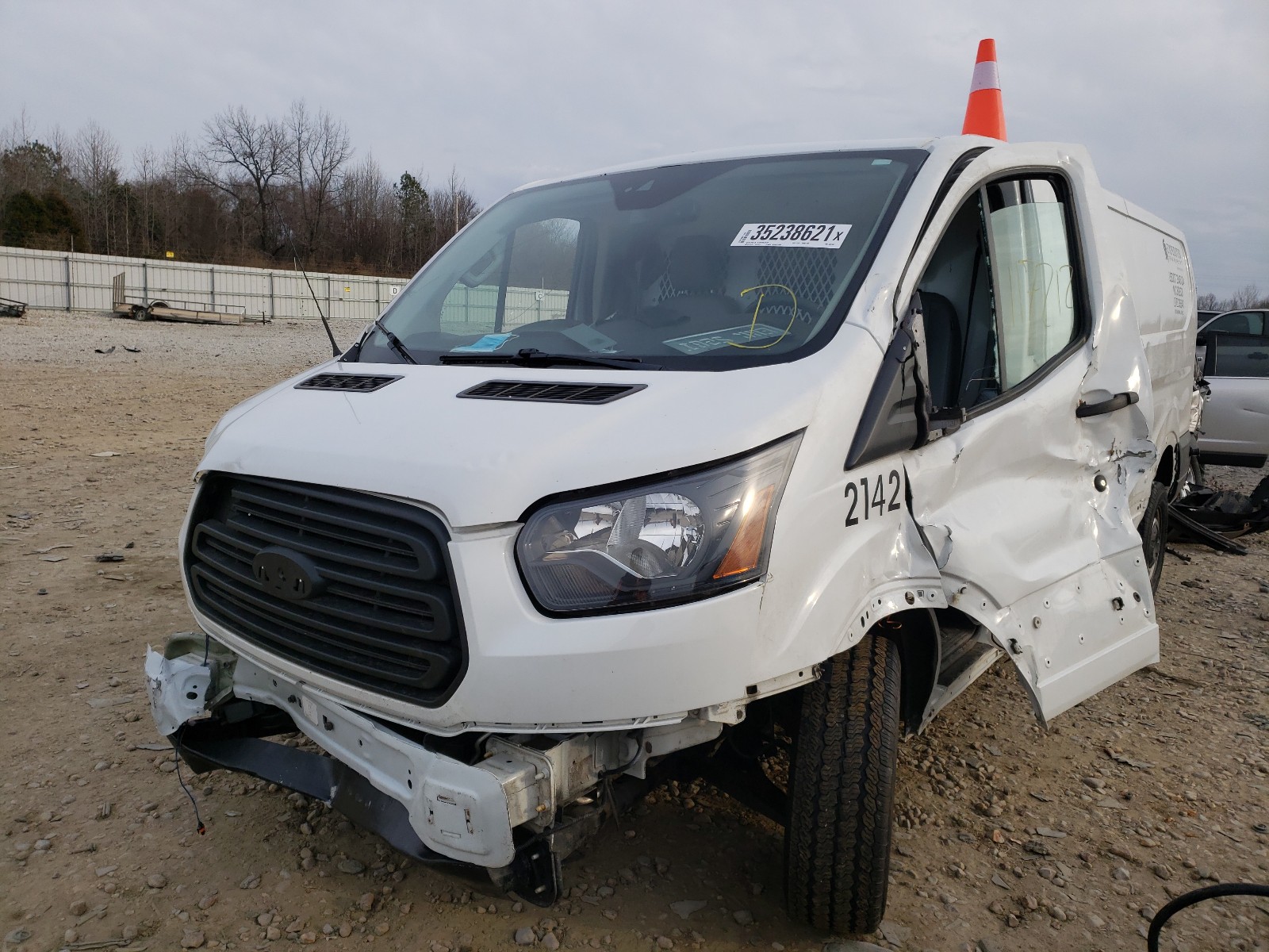 Foto 2 de la subasta – 2016 FORD TRANSIT T- con VIN 1FTBW2ZM7GKA85264