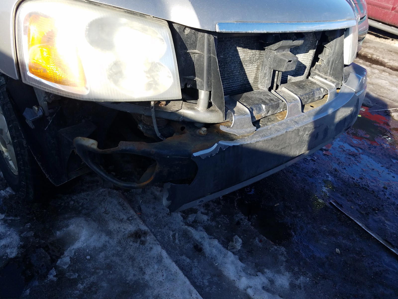 Photo 9 from auction – 2003 GMC ENVOY with VIN 1GKDT13S532188264