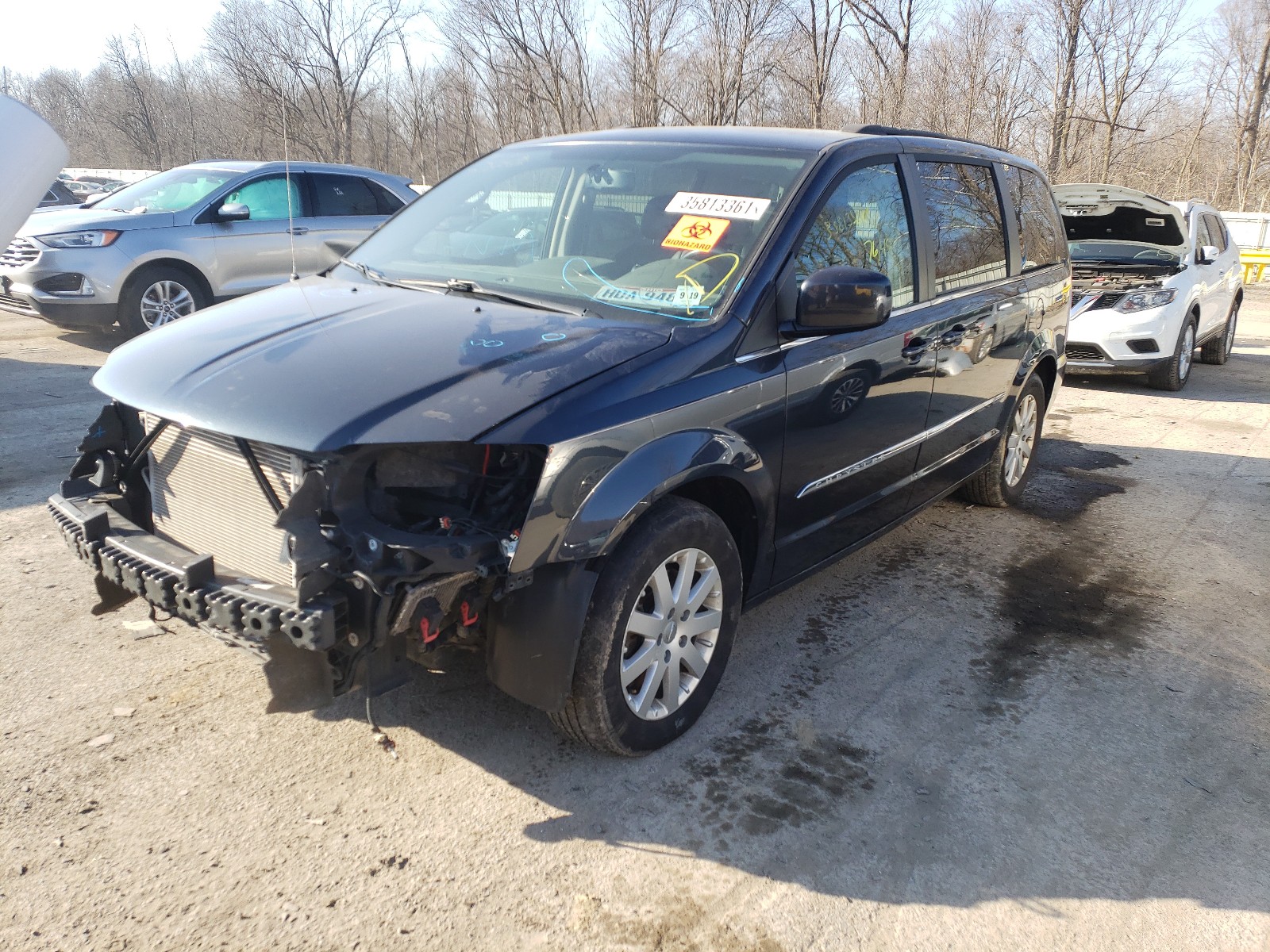 Photo 2 from auction – 2014 CHRYSLER TOWN & COU with VIN 2C4RC1BG3ER461253