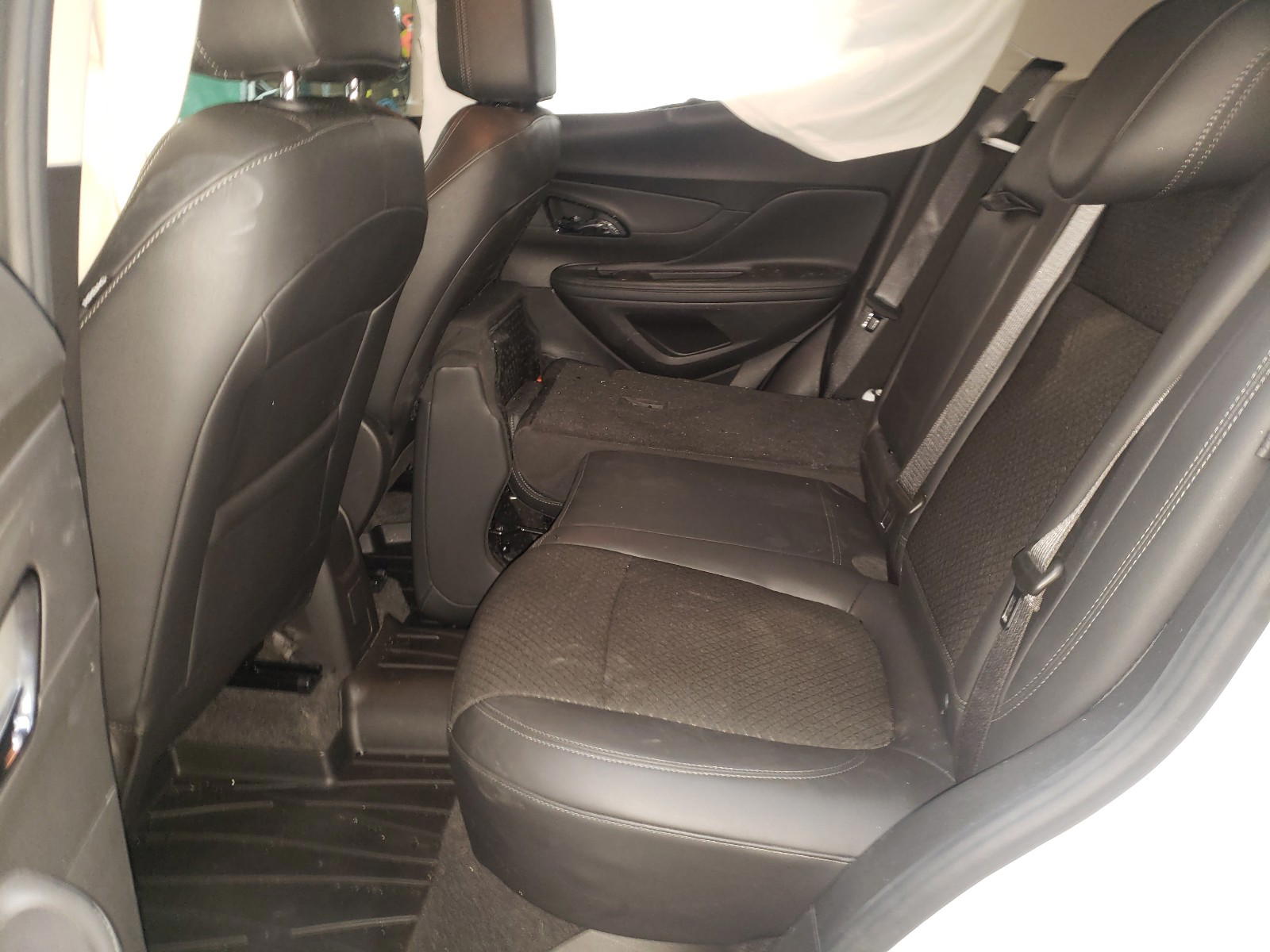 Photo 6 from auction – 2019 BUICK ENCORE PRE with VIN KL4CJESB8KB923186