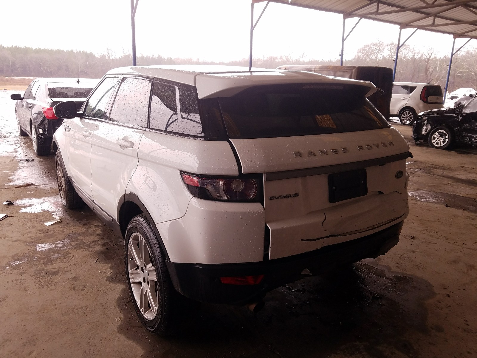 Photo 3 from auction – 2015 LAND ROVER RANGE ROVE with VIN SALVP2BG0FH074416