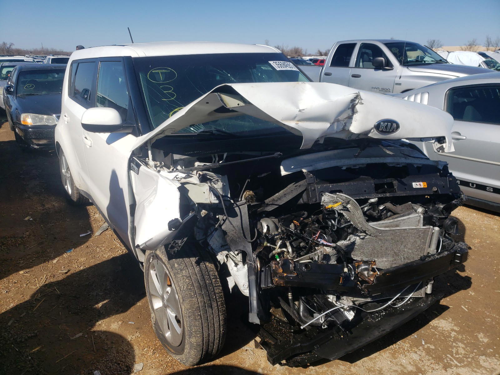 KIA SOUL 2016 with VIN KNDJN2A23G7849980 - Photo from auction