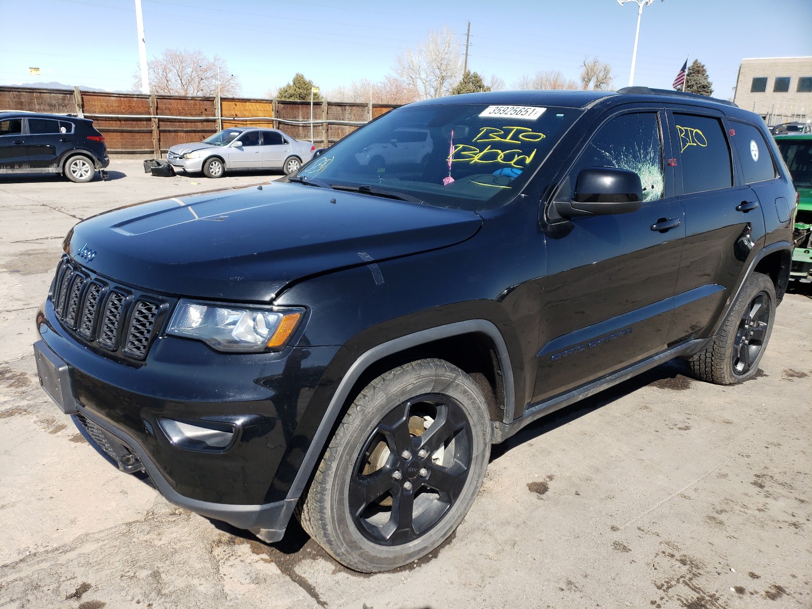 Photo 2 from auction – 2018 JEEP GRAND CHER with VIN 1C4RJFAG3JC361595