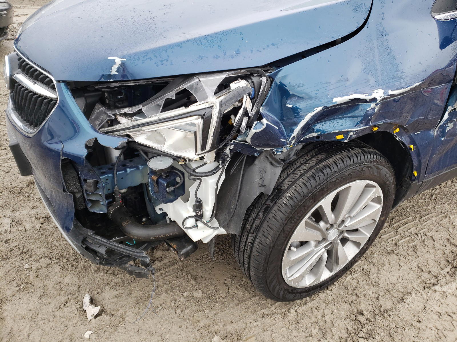 Photo 9 from auction – 2020 BUICK ENCORE PRE with VIN KL4CJASB7LB002930