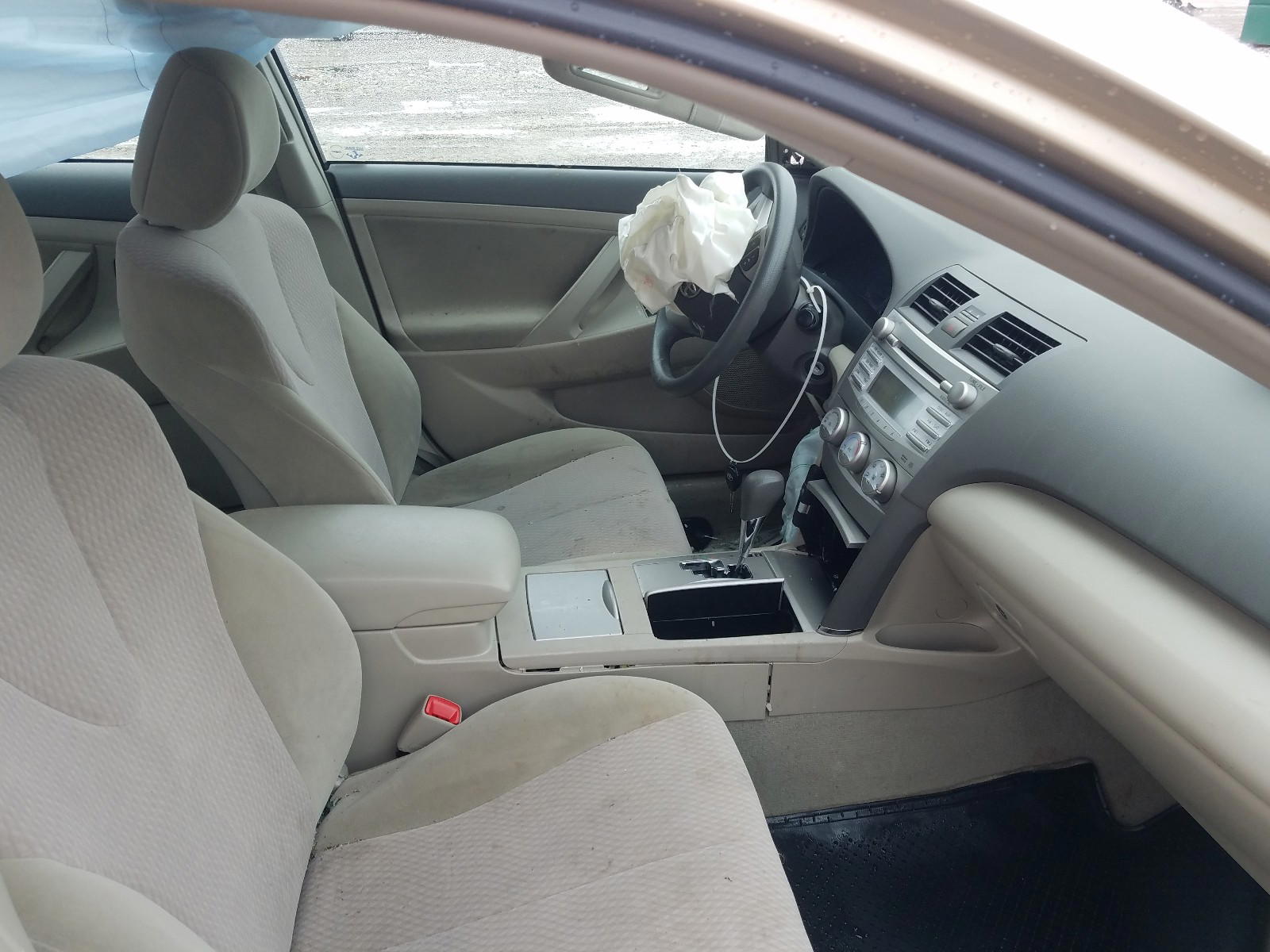Photo 5 from auction – 2010 TOYOTA CAMRY BASE with VIN 4T4BF3EK6AR070214