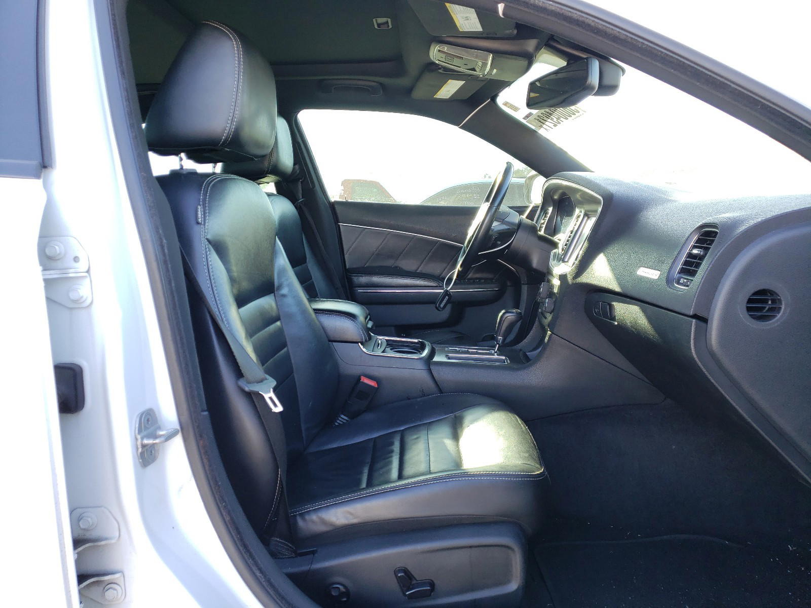Photo 5 from auction – 2011 DODGE CHARGER R/ with VIN 2B3CL5CT6BH610069