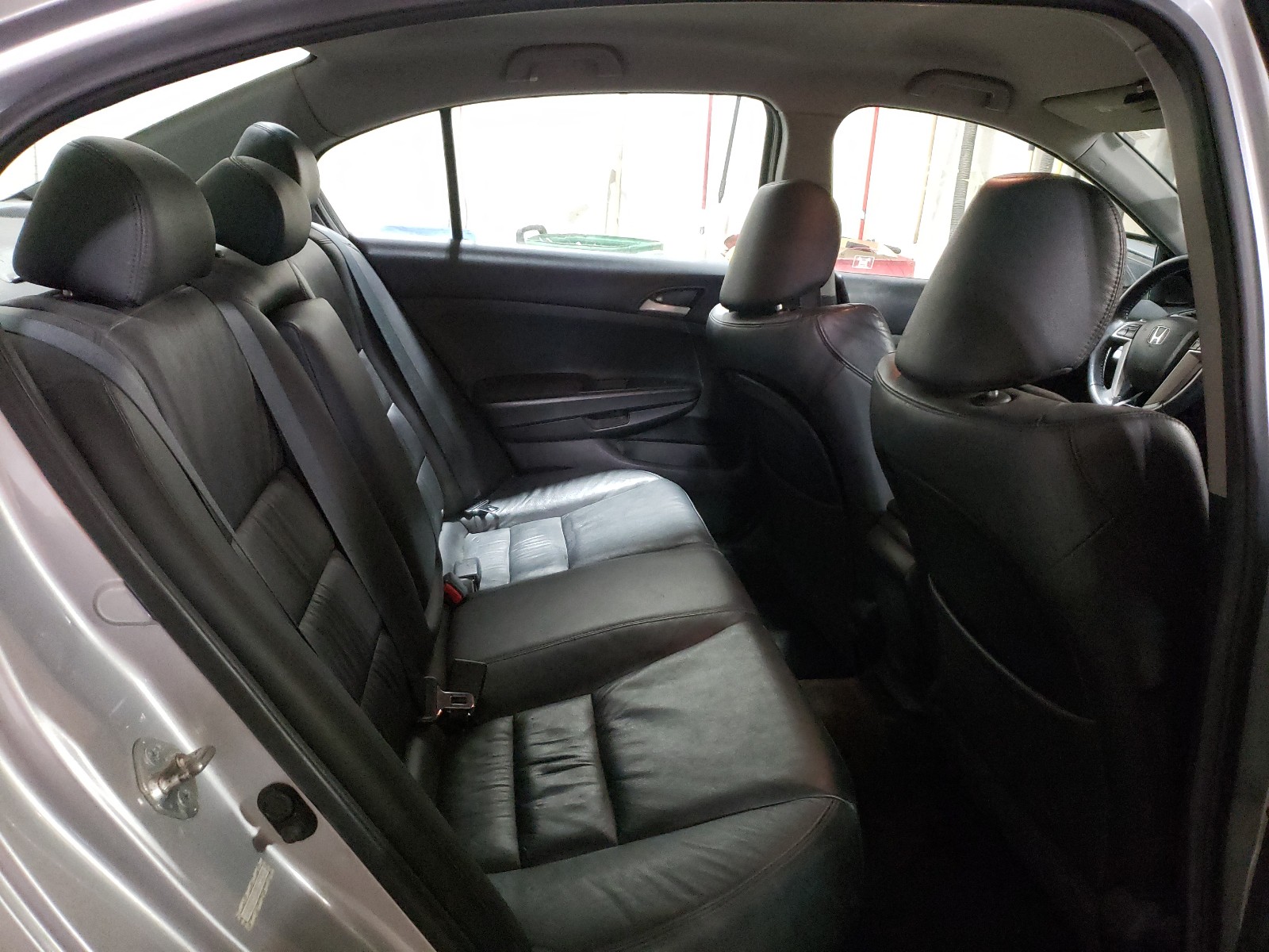 Photo 6 from auction – 2011 HONDA ACCORD SE with VIN 1HGCP2F67BA155269