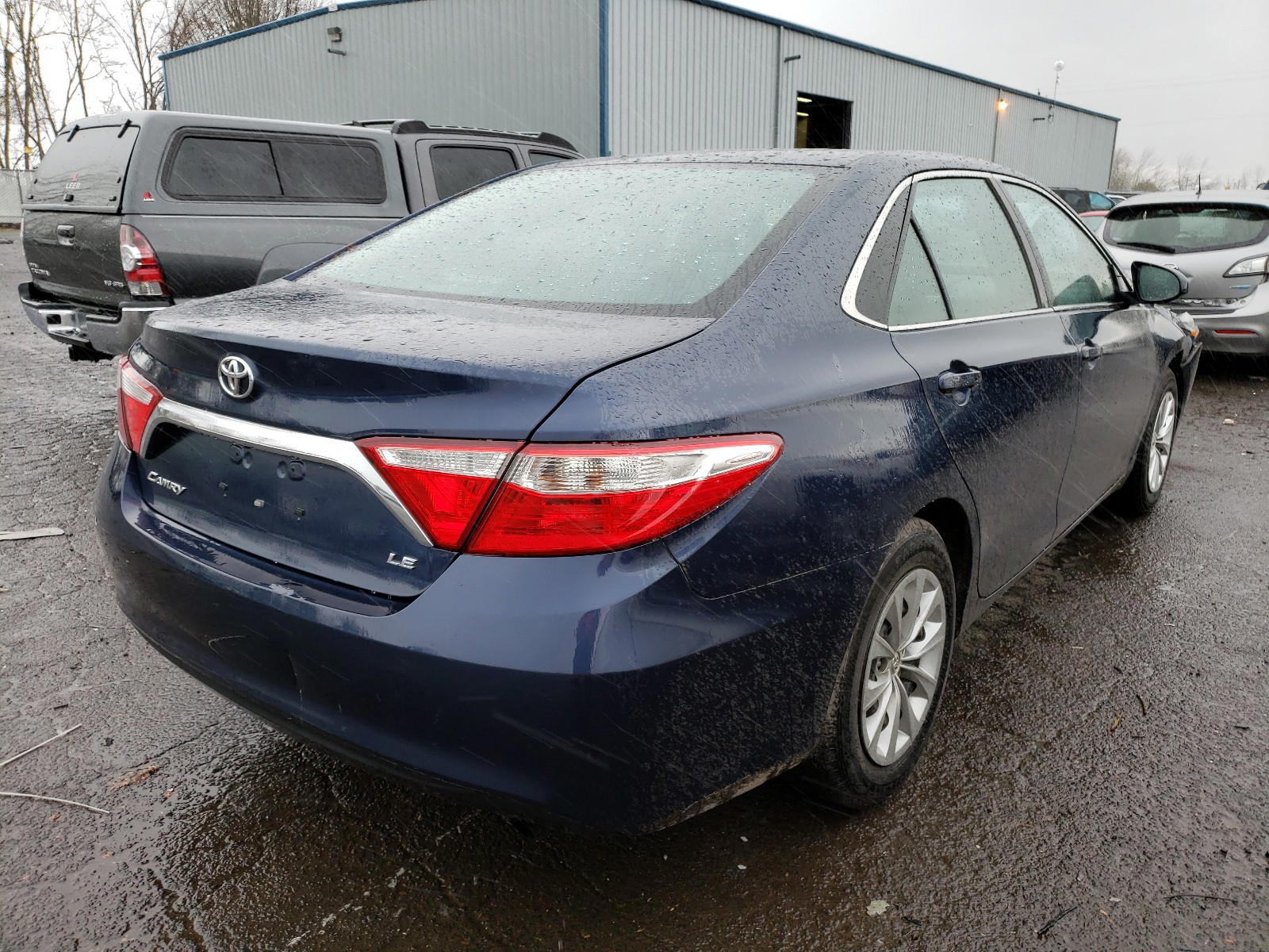 Photo 4 from auction – 2016 TOYOTA CAMRY LE with VIN 4T4BF1FK0GR550468