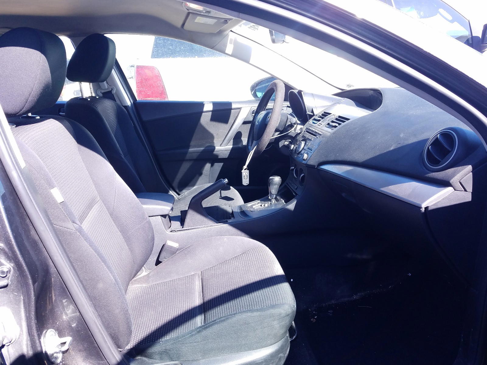 Photo 5 from auction – 2012 MAZDA 3 I with VIN JM1BL1V74C1619131