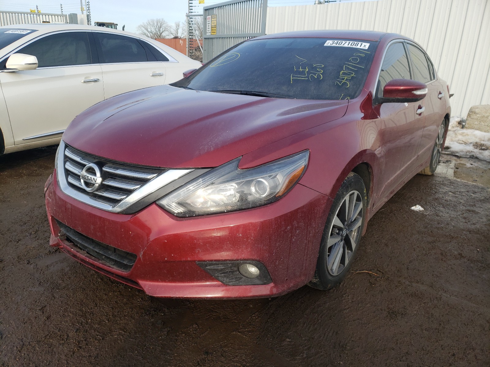 Photo 2 from auction – 2017 NISSAN ALTIMA 2.5 with VIN 1N4AL3AP0HC239640