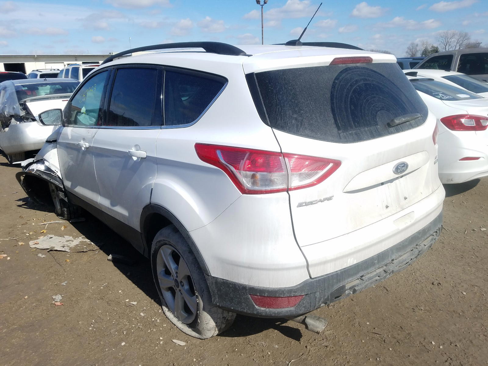 Photo 3 from auction – 2014 FORD ESCAPE SE with VIN 1FMCU9G95EUC53983