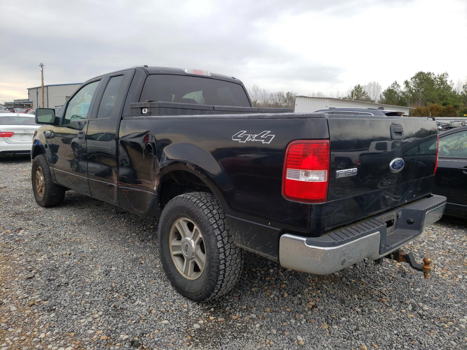 Photo 3 from auction – 2005 FORD F150 with VIN 1FTPX14575FB04012