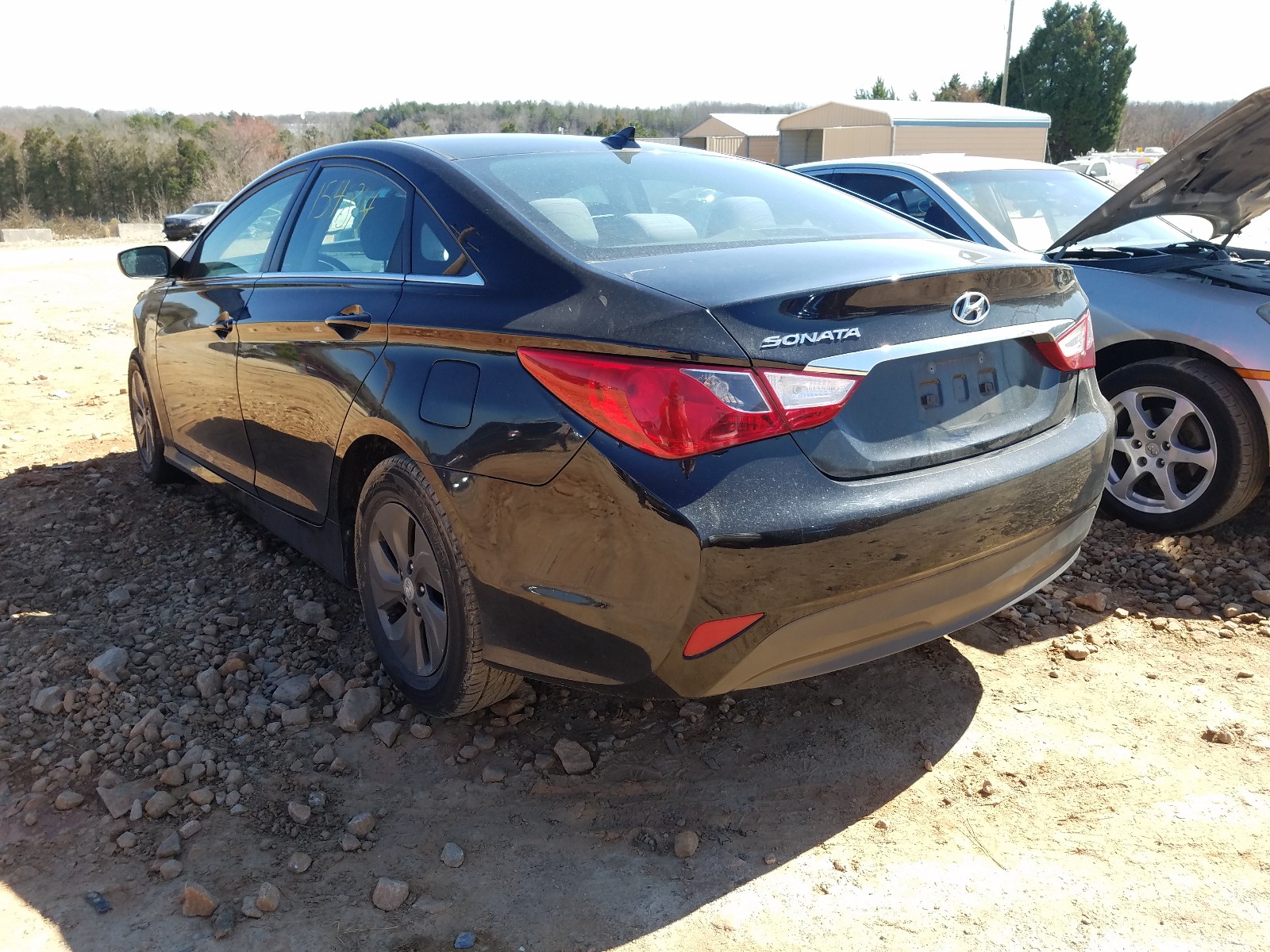 Photo 3 from auction – 2014 HYUNDAI SONATA GLS with VIN 5NPEB4AC3EH814928