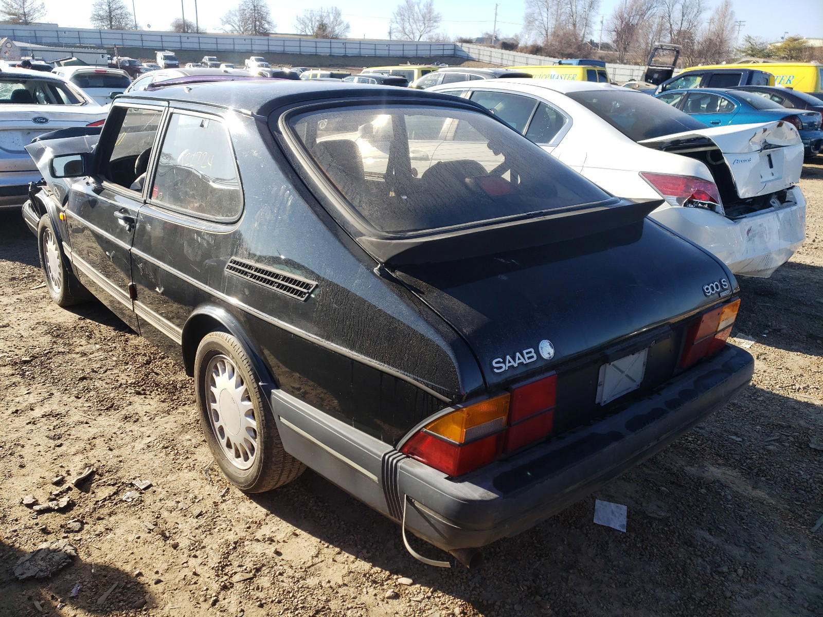 Photo 3 from auction – 1991 SAAB 900 BASE with VIN YS3AK35E8M5003833