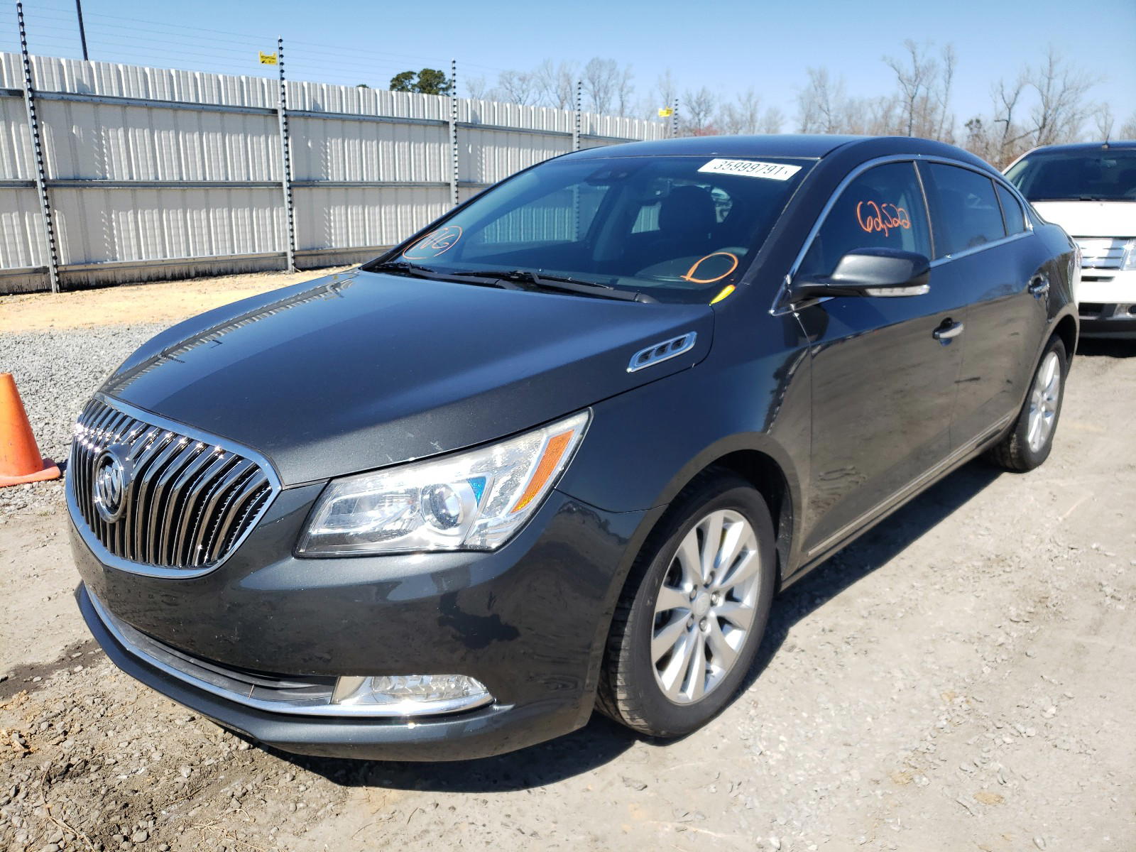 Photo 2 from auction – 2014 BUICK LACROSSE with VIN 1G4GB5GR4EF146993