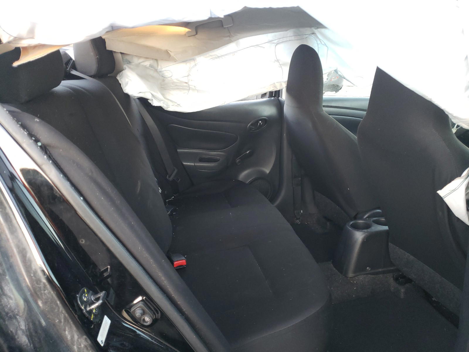 Photo 6 from auction – 2015 NISSAN VERSA S with VIN 3N1CN7AP1FL830472