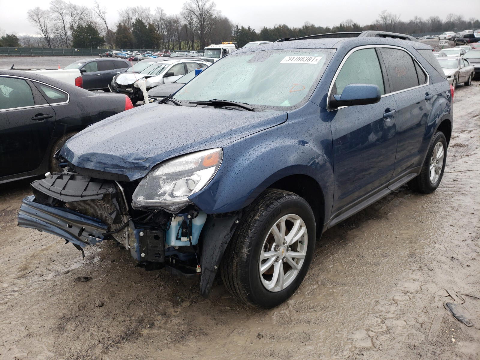 Photo 2 from auction – 2017 CHEVROLET EQUINOX LT with VIN 2GNFLFEK2H6181496
