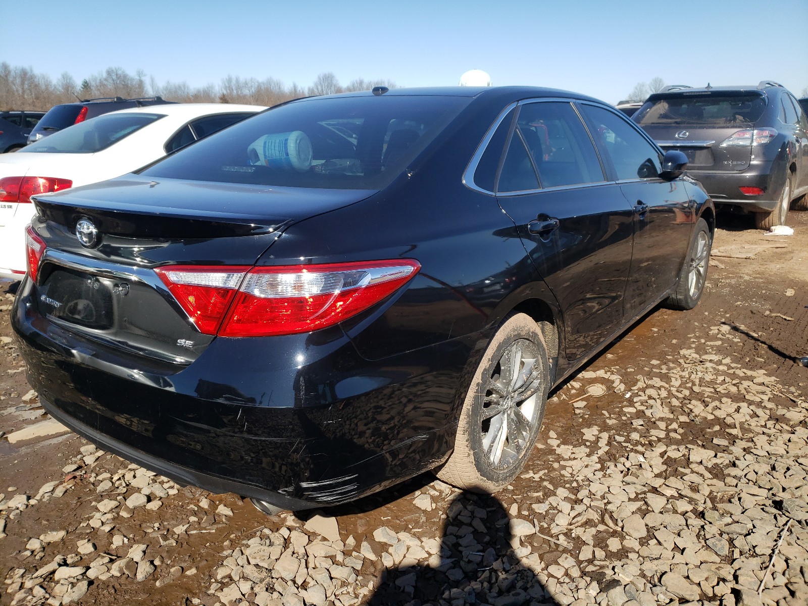 Photo 4 from auction – 2017 TOYOTA CAMRY LE with VIN 4T1BF1FK0HU274966