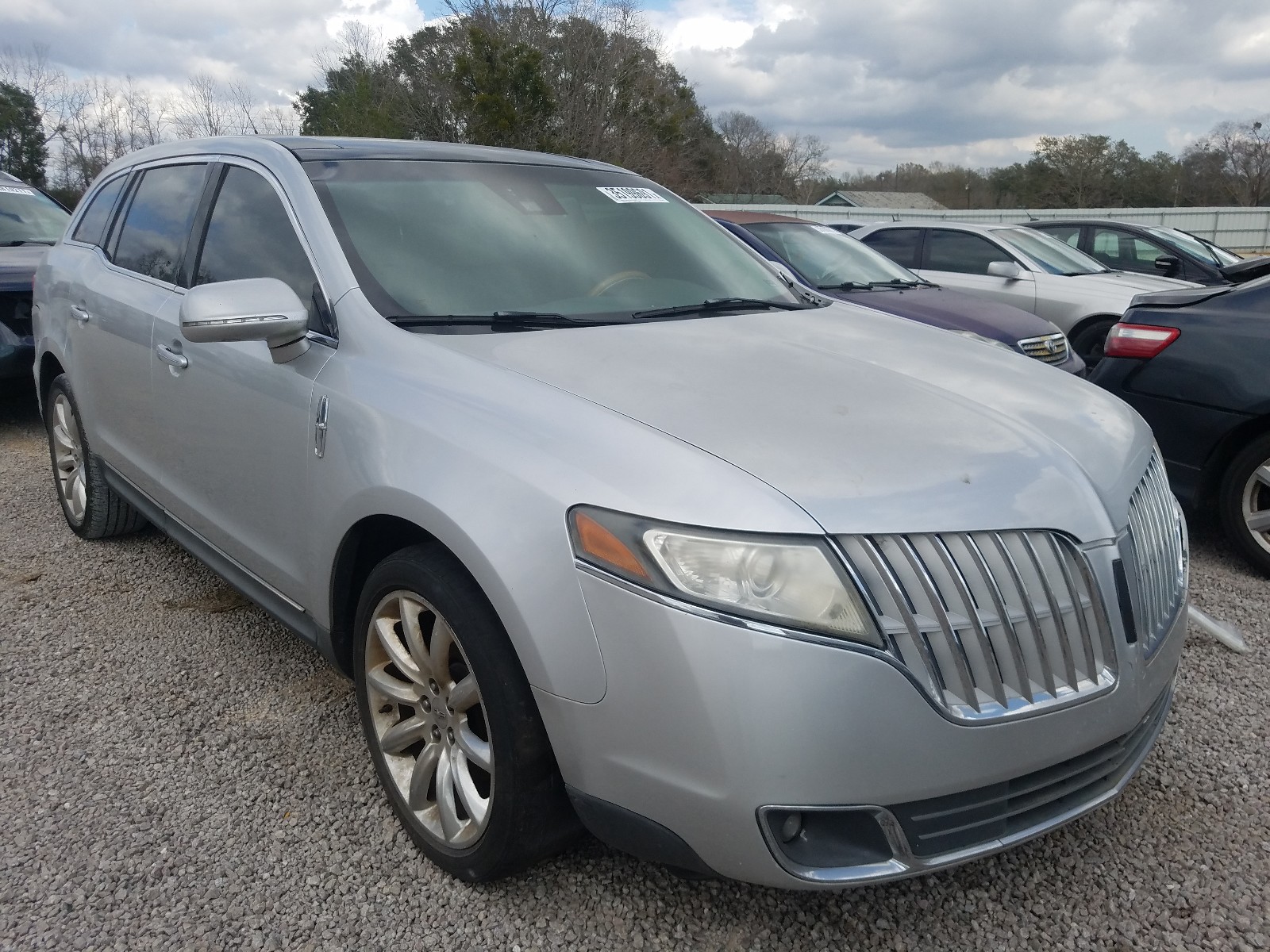 Photo 1 from auction – 2010 LINCOLN MKT with VIN 2LMHJ5FR3ABJ29501