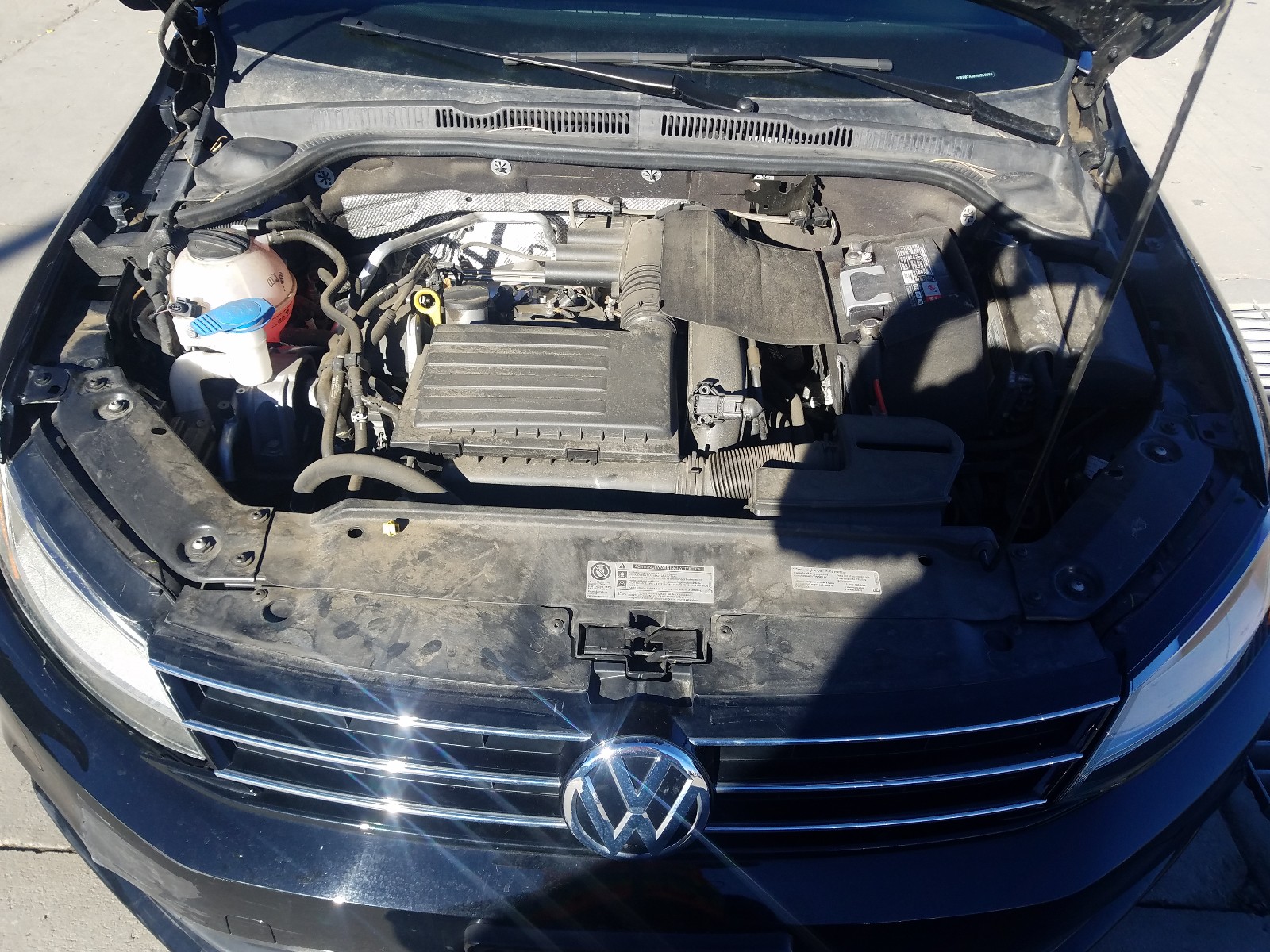 Photo 7 from auction – 2017 VOLKSWAGEN JETTA SE with VIN 3VWDB7AJ8HM259899