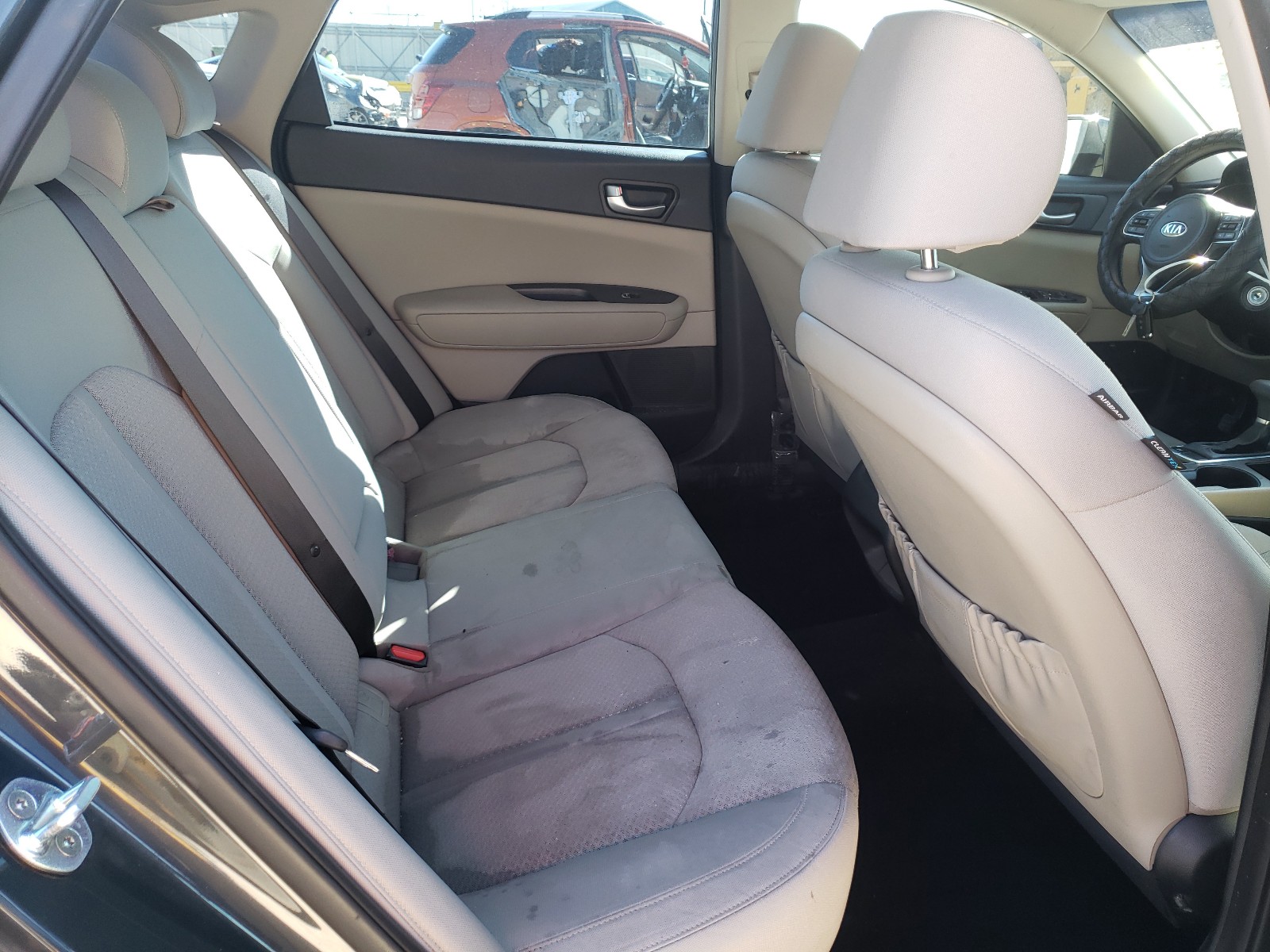 Photo 6 from auction – 2016 KIA OPTIMA LX with VIN KNAGT4L34G5071425
