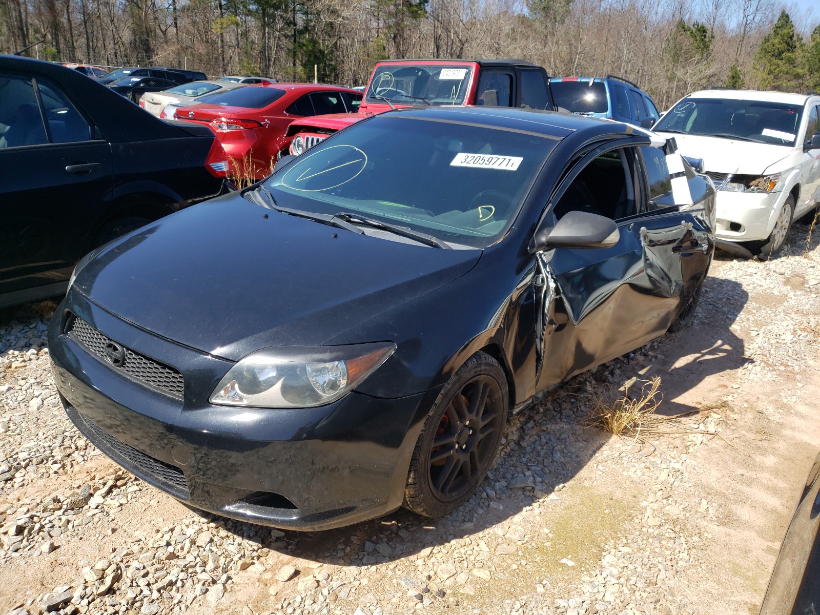 Photo 2 from auction – 2005 TOYOTA SCION TC with VIN JTKDE177650059274
