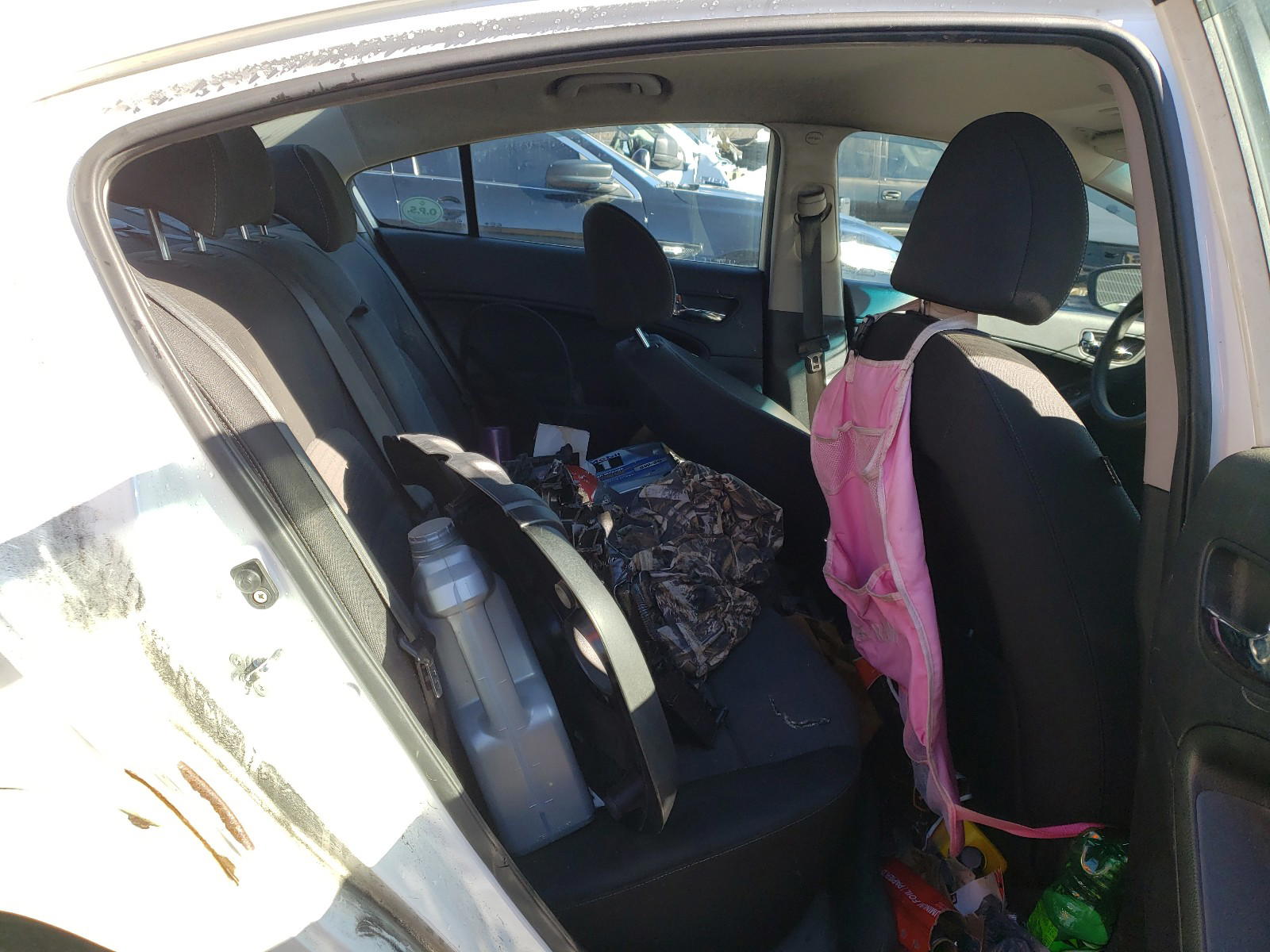Photo 6 from auction – 2015 KIA FORTE LX with VIN KNAFX4A63F5306201