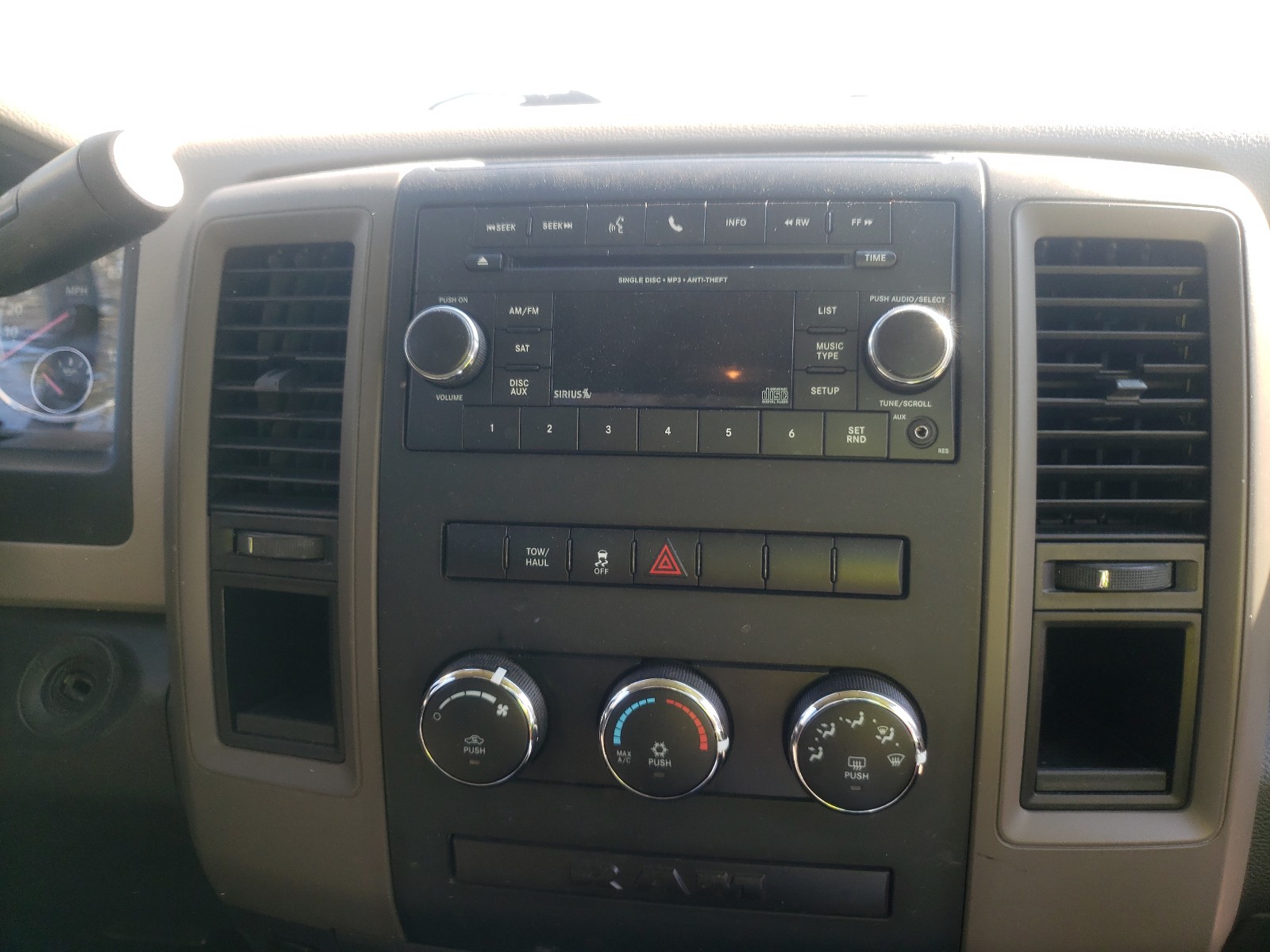 Фото 9 с аукциона – 2012 DODGE RAM 1500 S с VIN 3C6JD6AP0CG237196