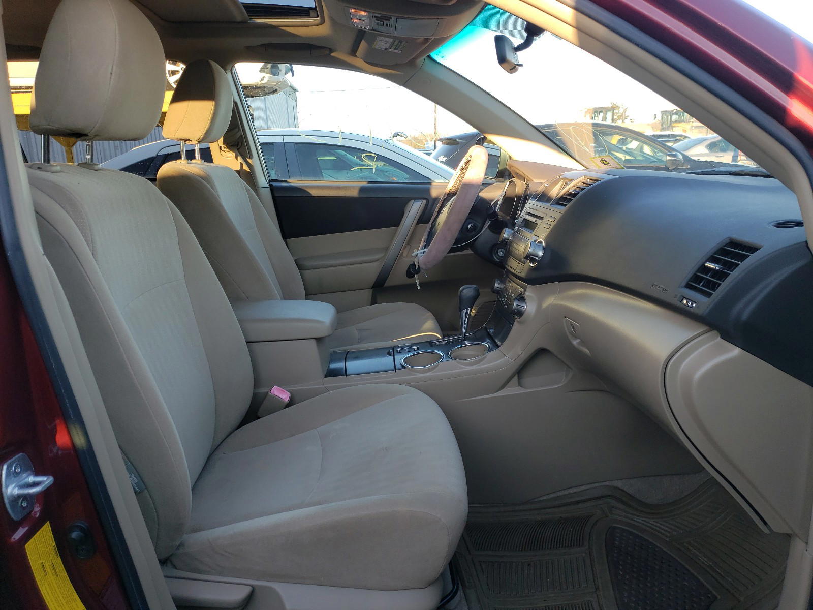 Photo 5 from auction – 2008 TOYOTA HIGHLANDER with VIN JTEES43A182080903