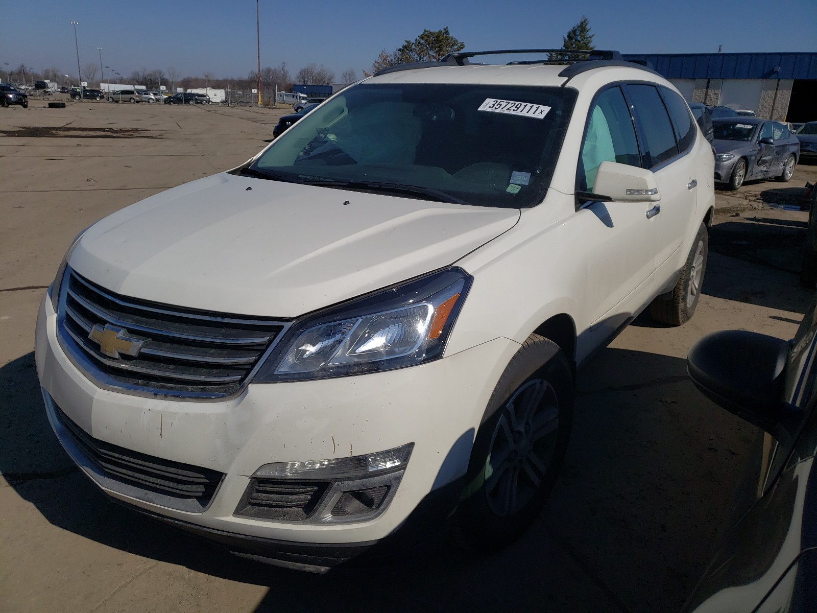 Photo 2 from auction – 2015 CHEVROLET TRAVERSE L with VIN 1GNKVGKDXFJ224082