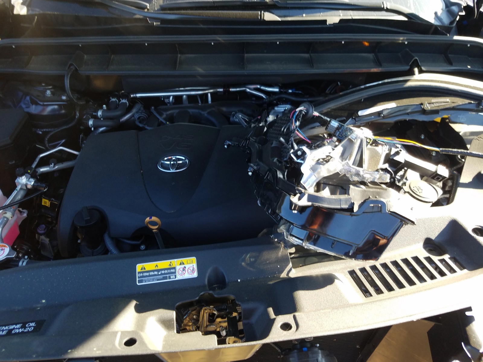 Photo 7 from auction – 2020 TOYOTA HIGHLANDER with VIN 5TDYZRAH8LS017695