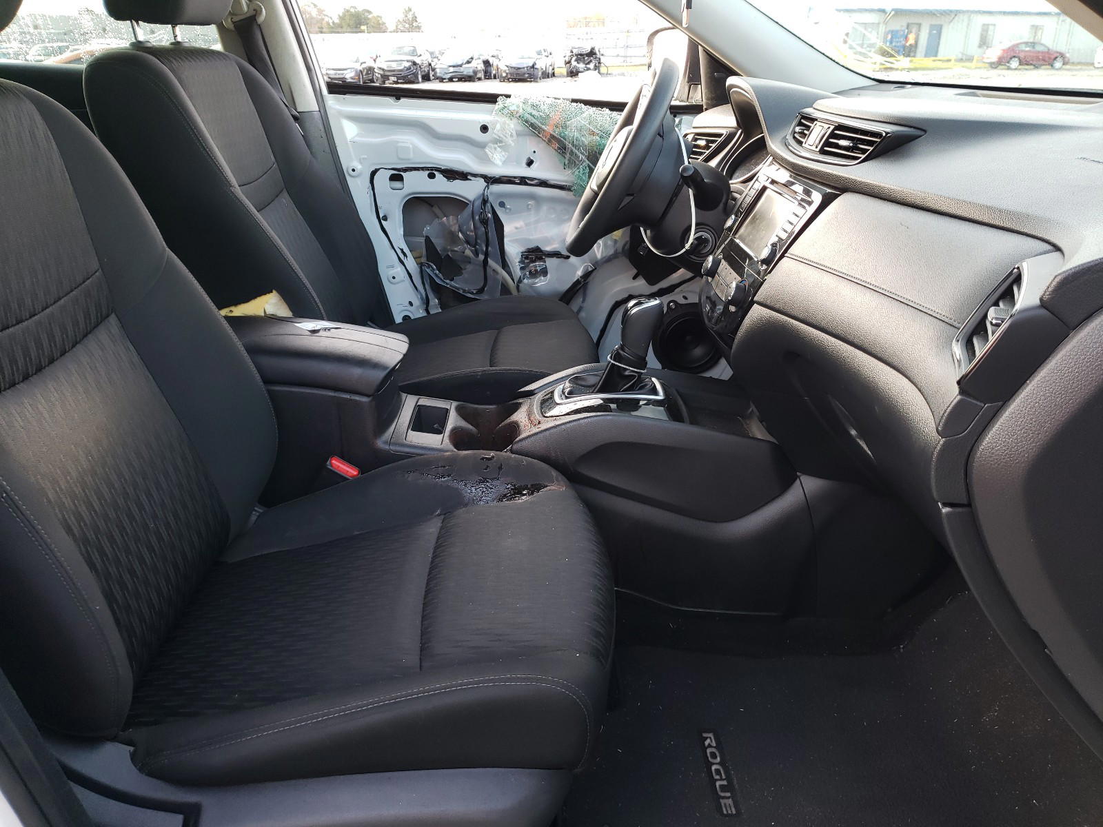 Photo 5 from auction – 2018 NISSAN ROGUE S with VIN KNMAT2MT9JP529791