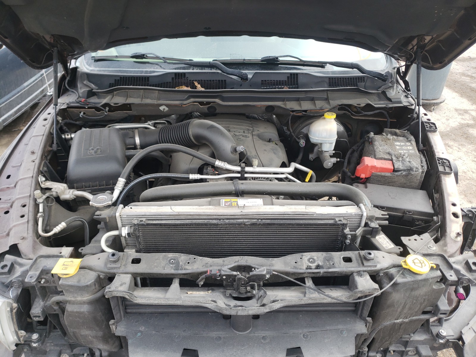 Zdjęcie 7 z aukcji – 2016 RAM 1500 LARAM z VIN 1C6RR7VT8FS653303