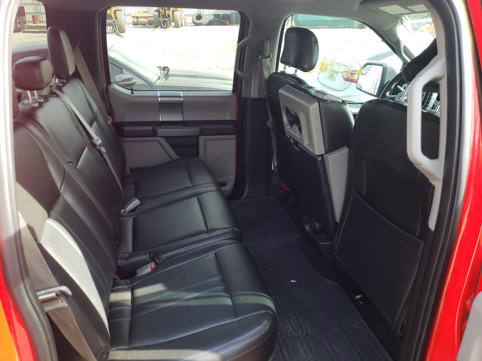 Zdjęcie 6 z aukcji – 2015 FORD F150 SUPER z VIN 1FTFW1EF2FFB71947