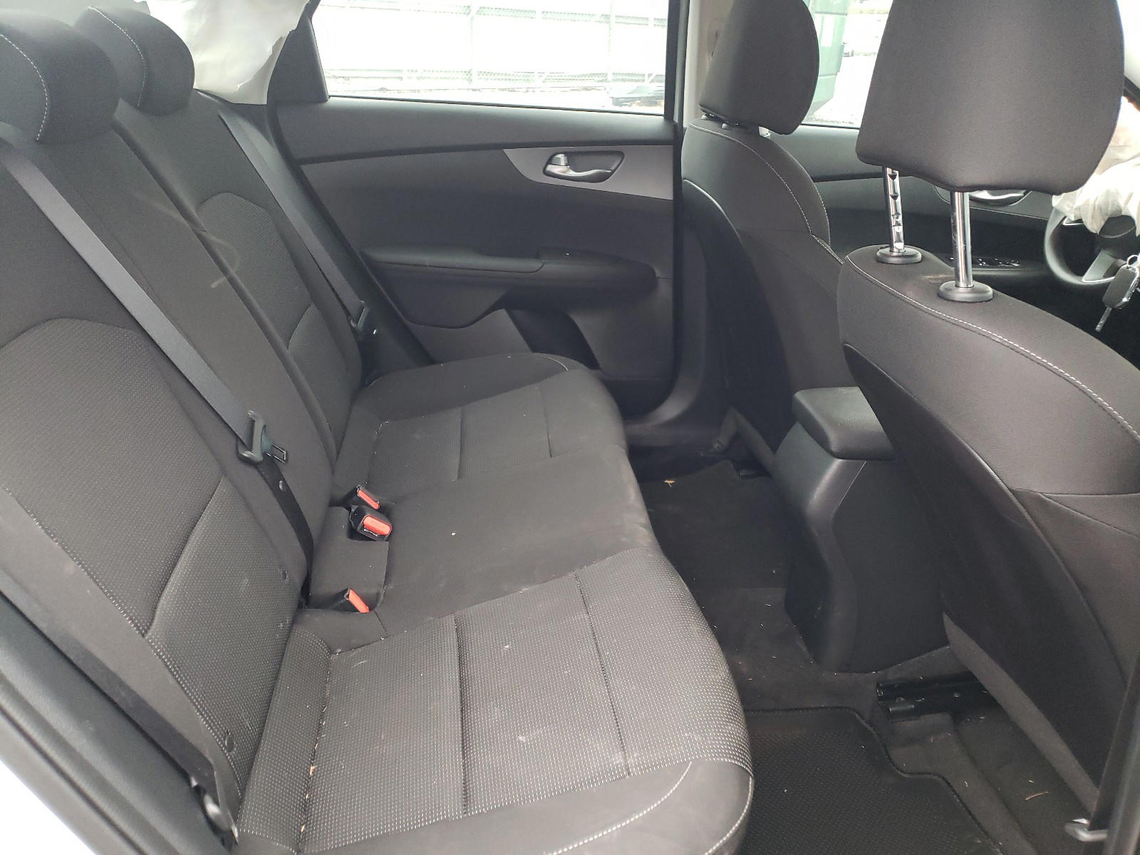 Photo 6 from auction – 2020 KIA FORTE FE with VIN 3KPF24AD9LE213926
