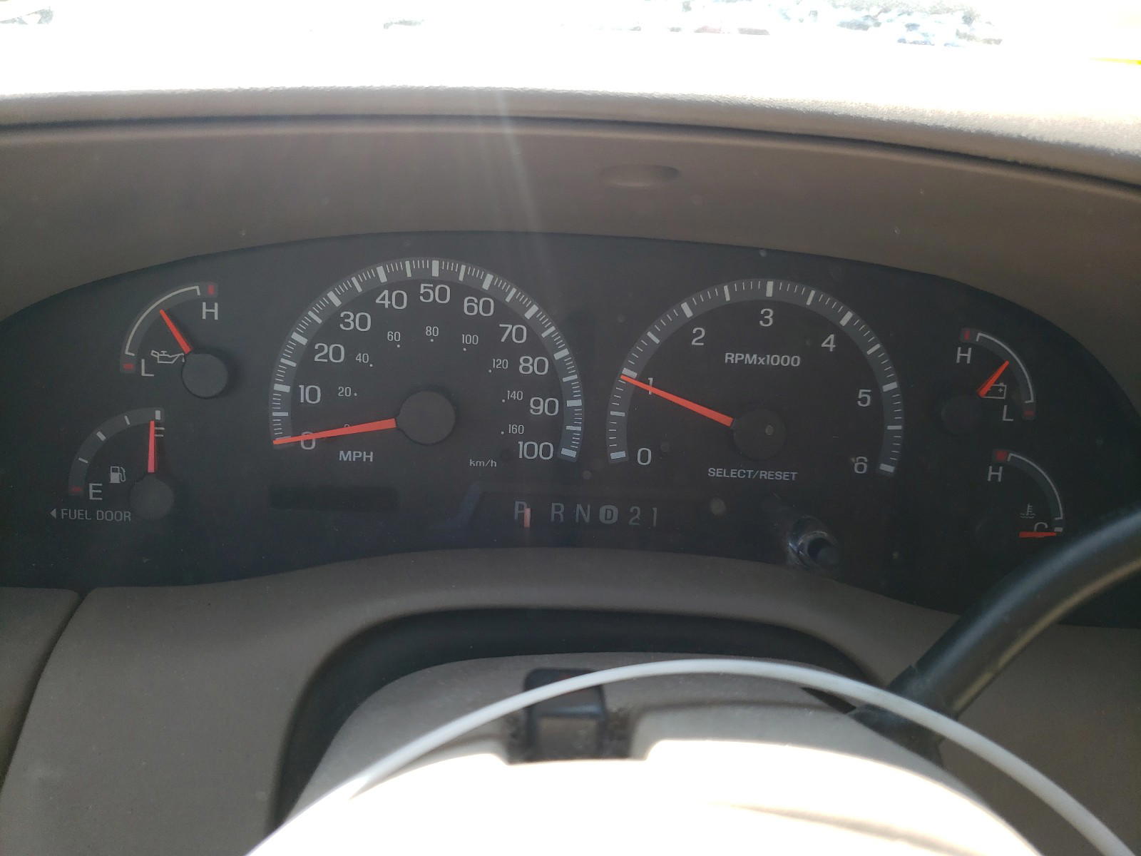 Photo 8 from auction – 2003 FORD F150 with VIN 1FTRX07W53KC31613