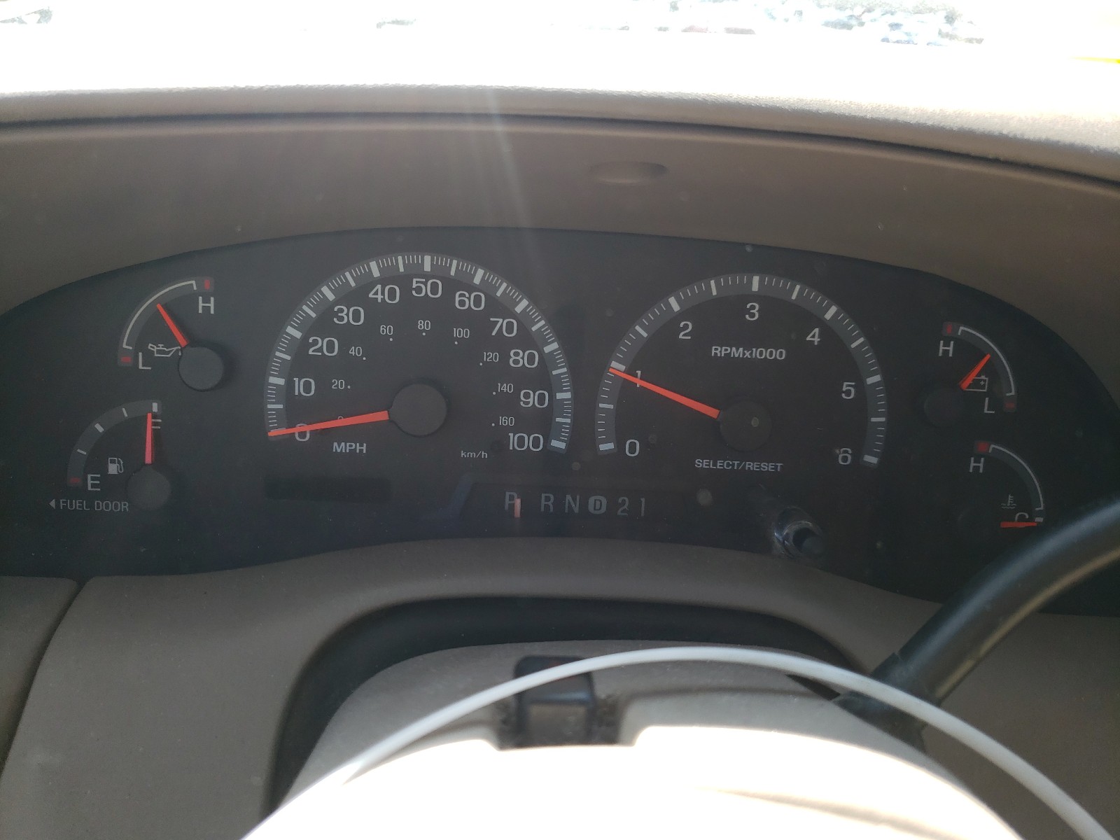 صورة رقم 8 من المزاد - 2003 FORD F150 مع VIN 1FTRX07W53KC31613