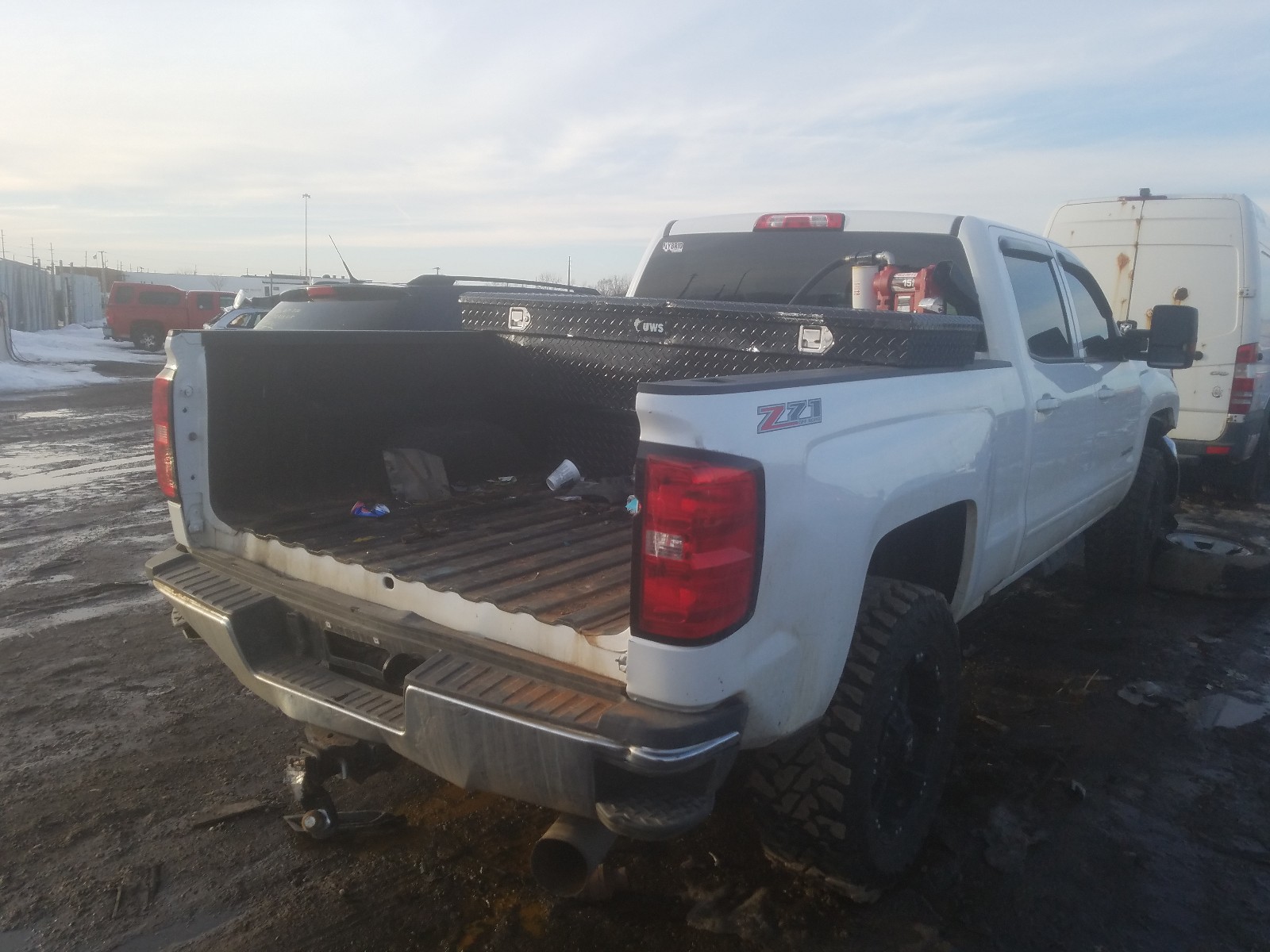 Photo 4 from auction – 2017 CHEVROLET SILVERADO with VIN 1GC1KVEY1HF141064