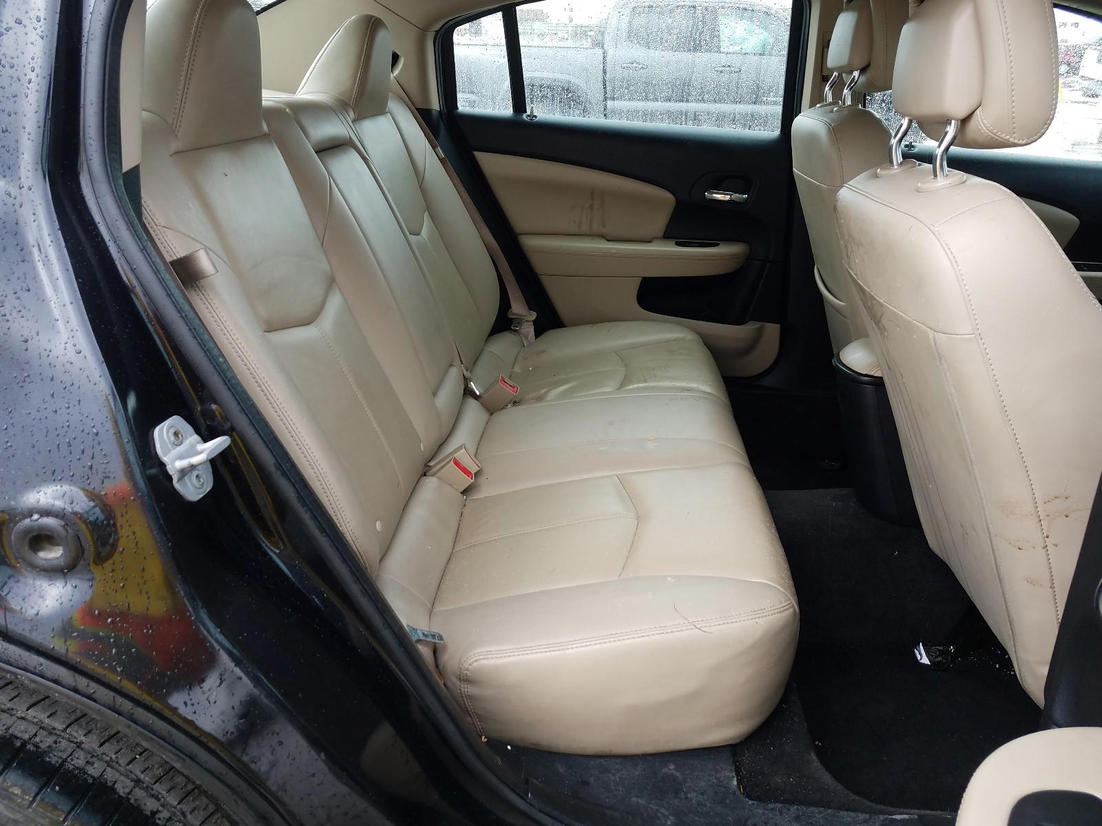 Photo 6 from auction – 2011 CHRYSLER 200 LIMITE with VIN 1C3BC2FB8BN531221