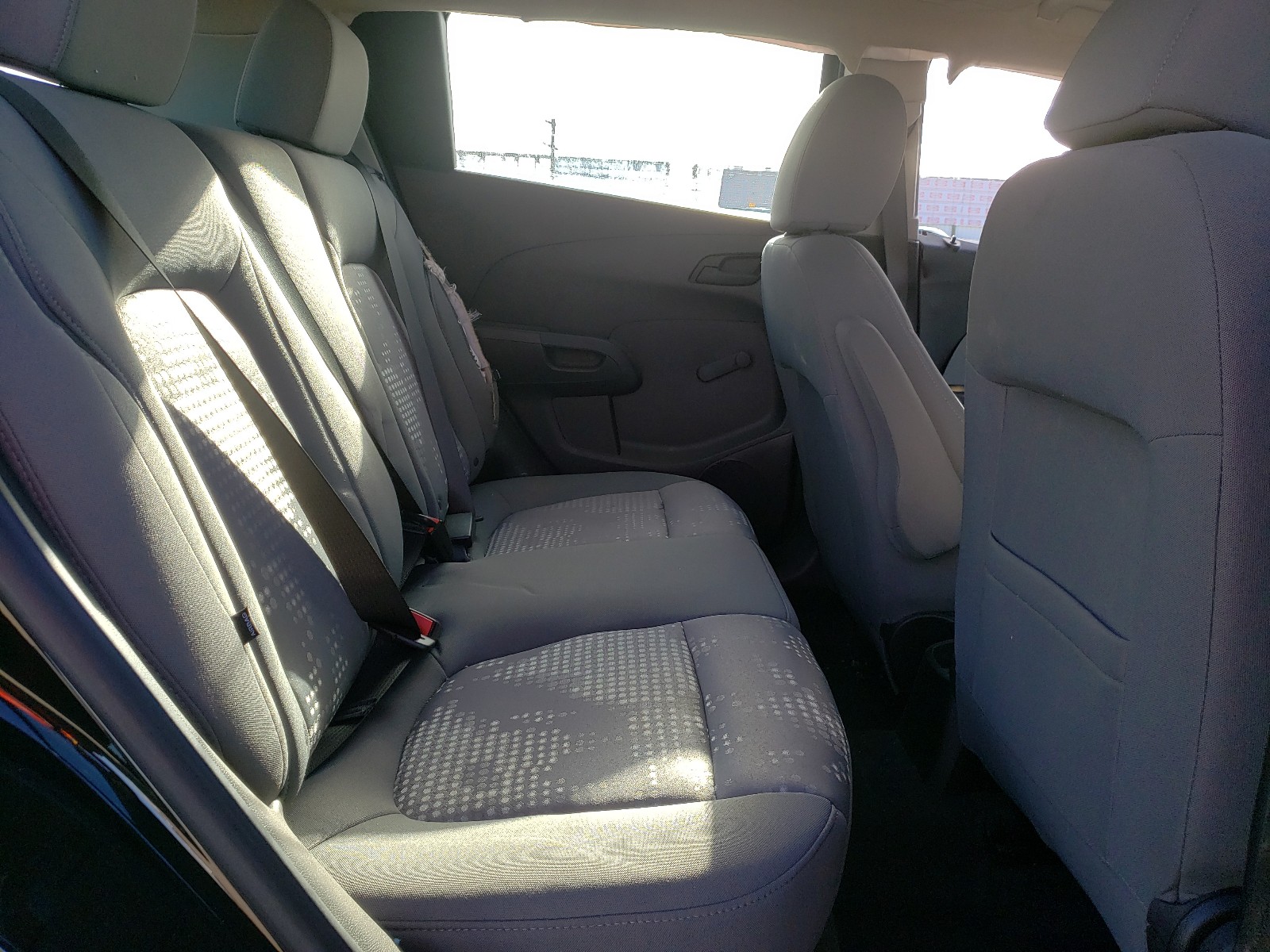 Photo 6 from auction – 2020 CHEVROLET SONIC with VIN 1G1JG6SB3L4131852