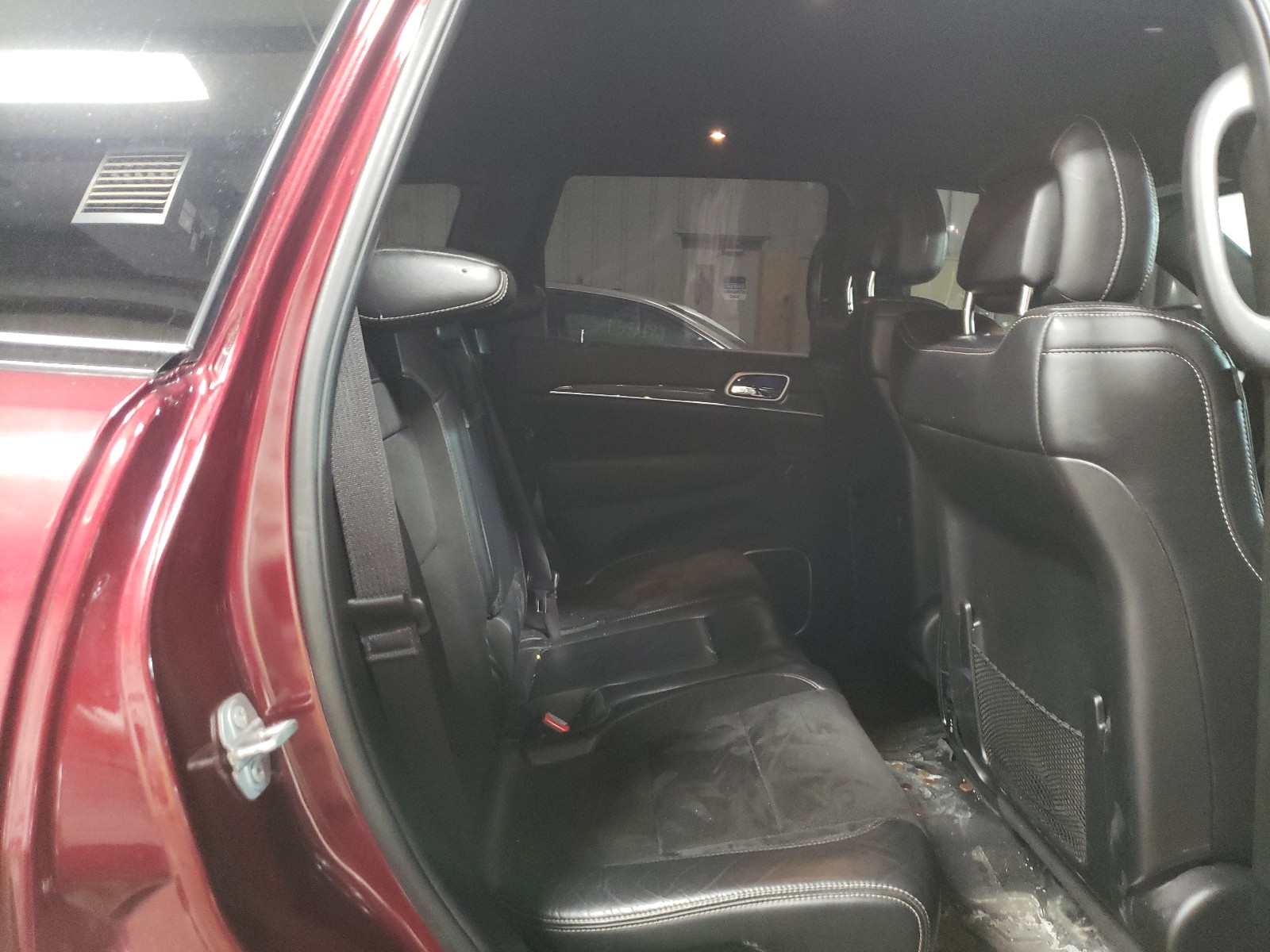 Photo 6 from auction – 2017 JEEP GRAND CHER with VIN 1C4RJFDJXHC903888