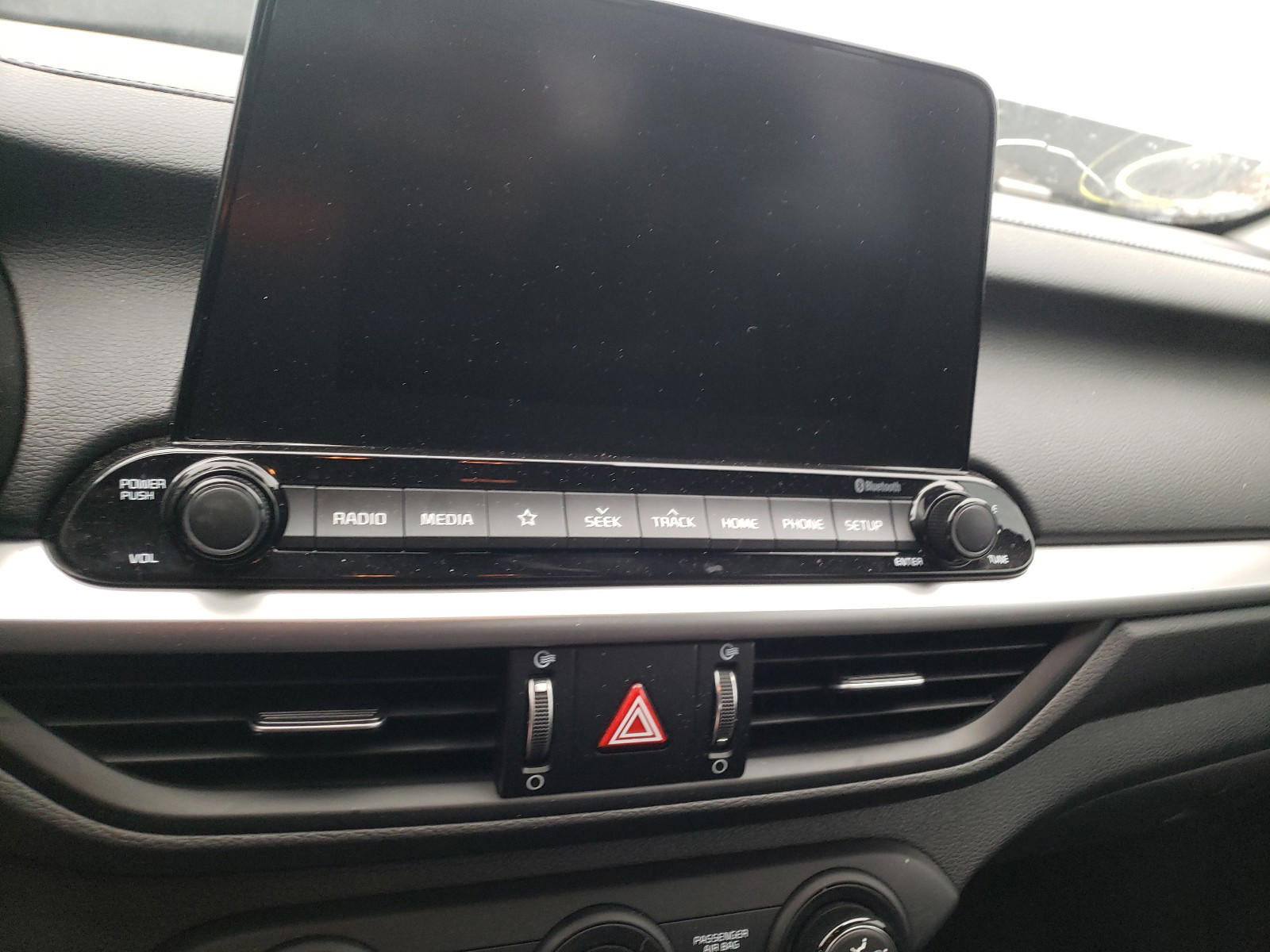 Photo 9 from auction – 2020 KIA FORTE FE with VIN 3KPF24AD9LE213926