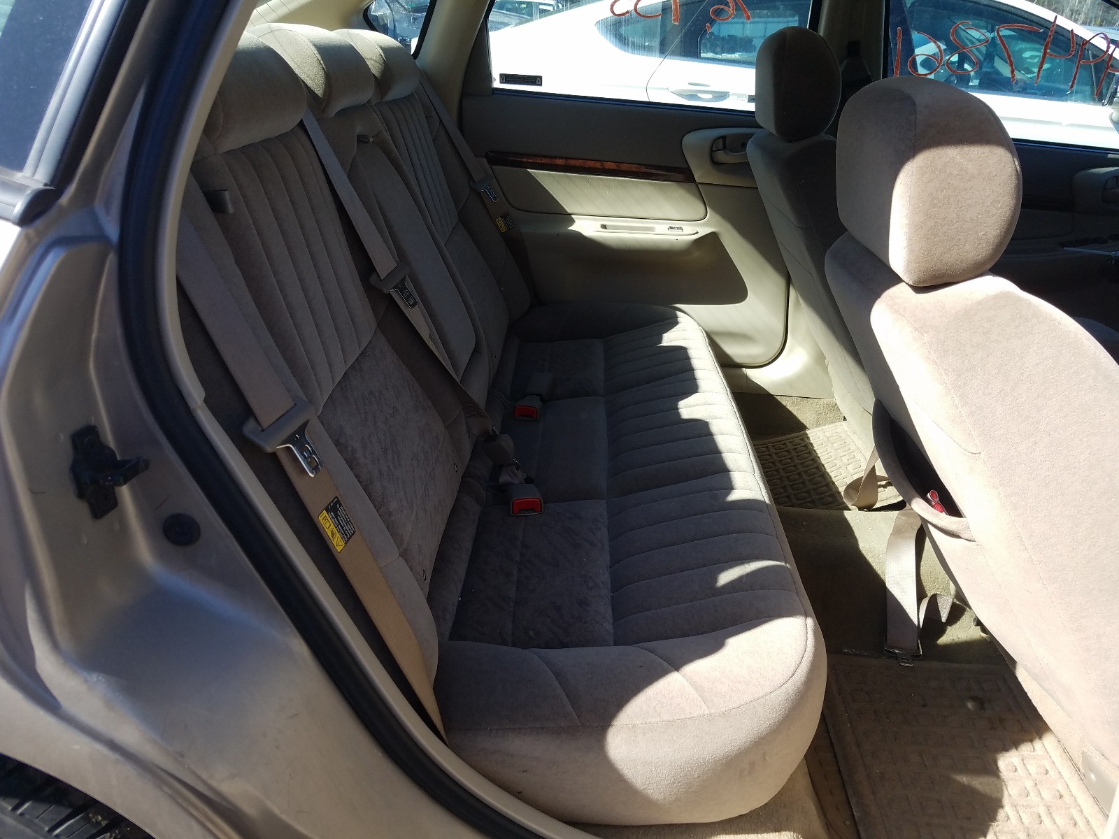 Photo 6 from auction – 2002 CHEVROLET IMPALA with VIN 2G1WF55E629147824